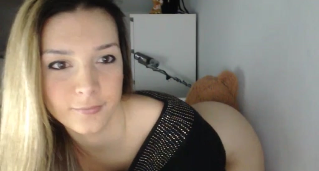 Alessndra video thumbnail
