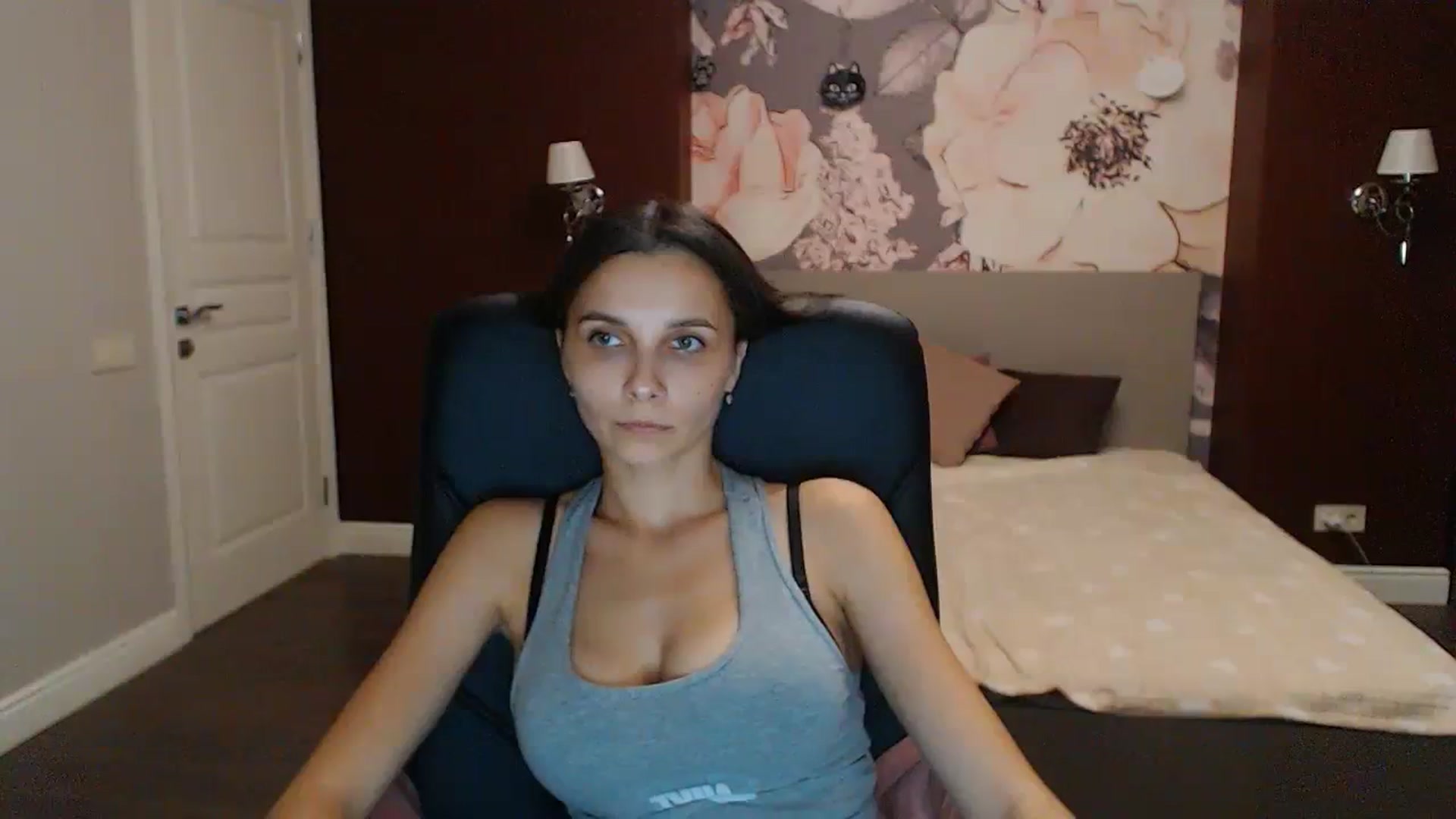Karina_Mils video thumbnail
