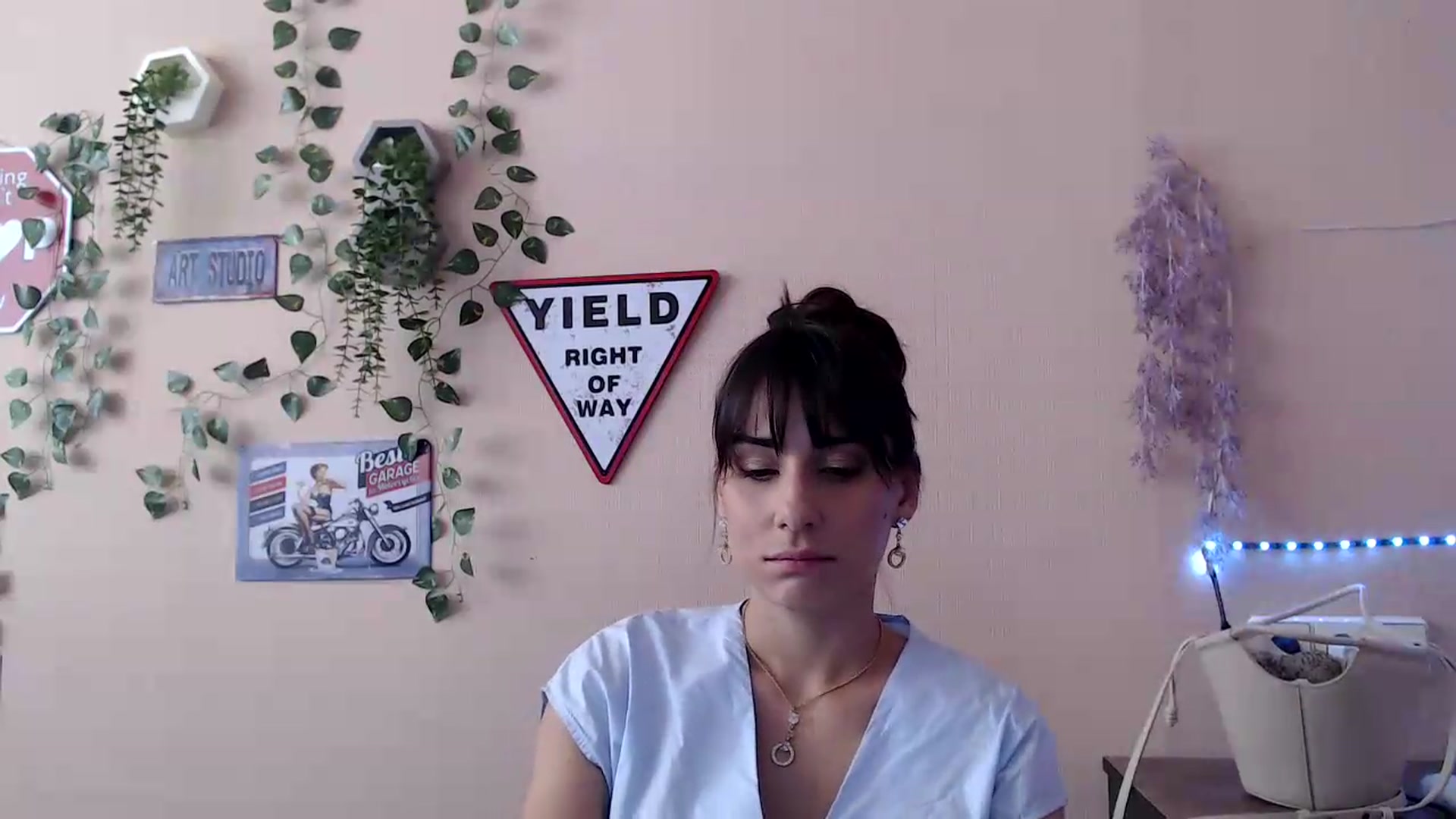 K_Sandra video thumbnail