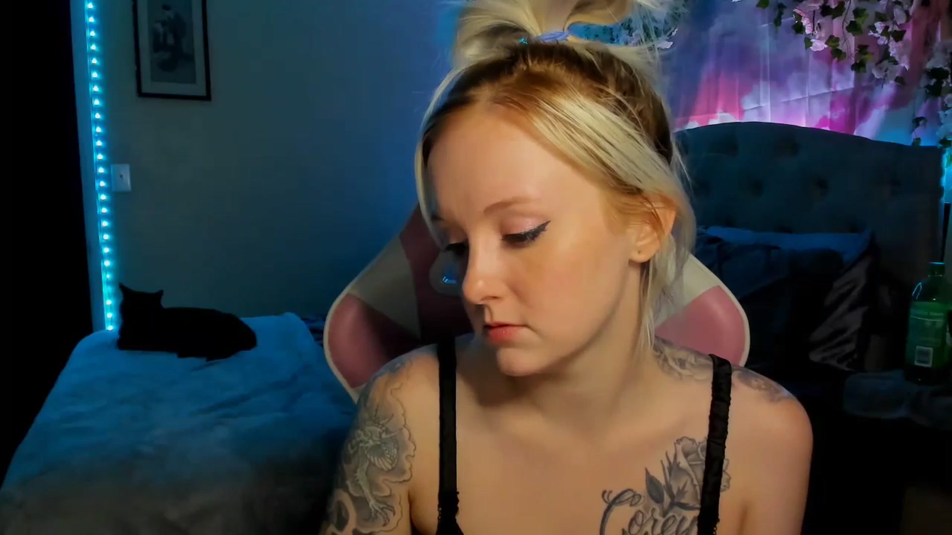 LizzySmallz video thumbnail