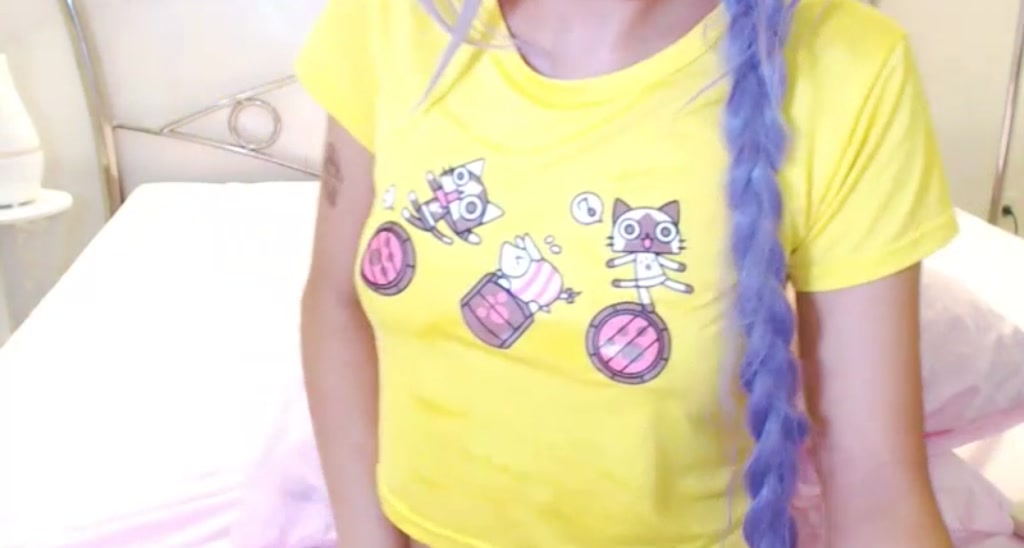 EmikoCoCo video thumbnail