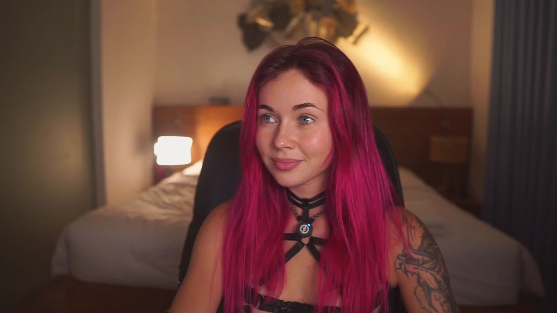 Sarah_Pink video thumbnail