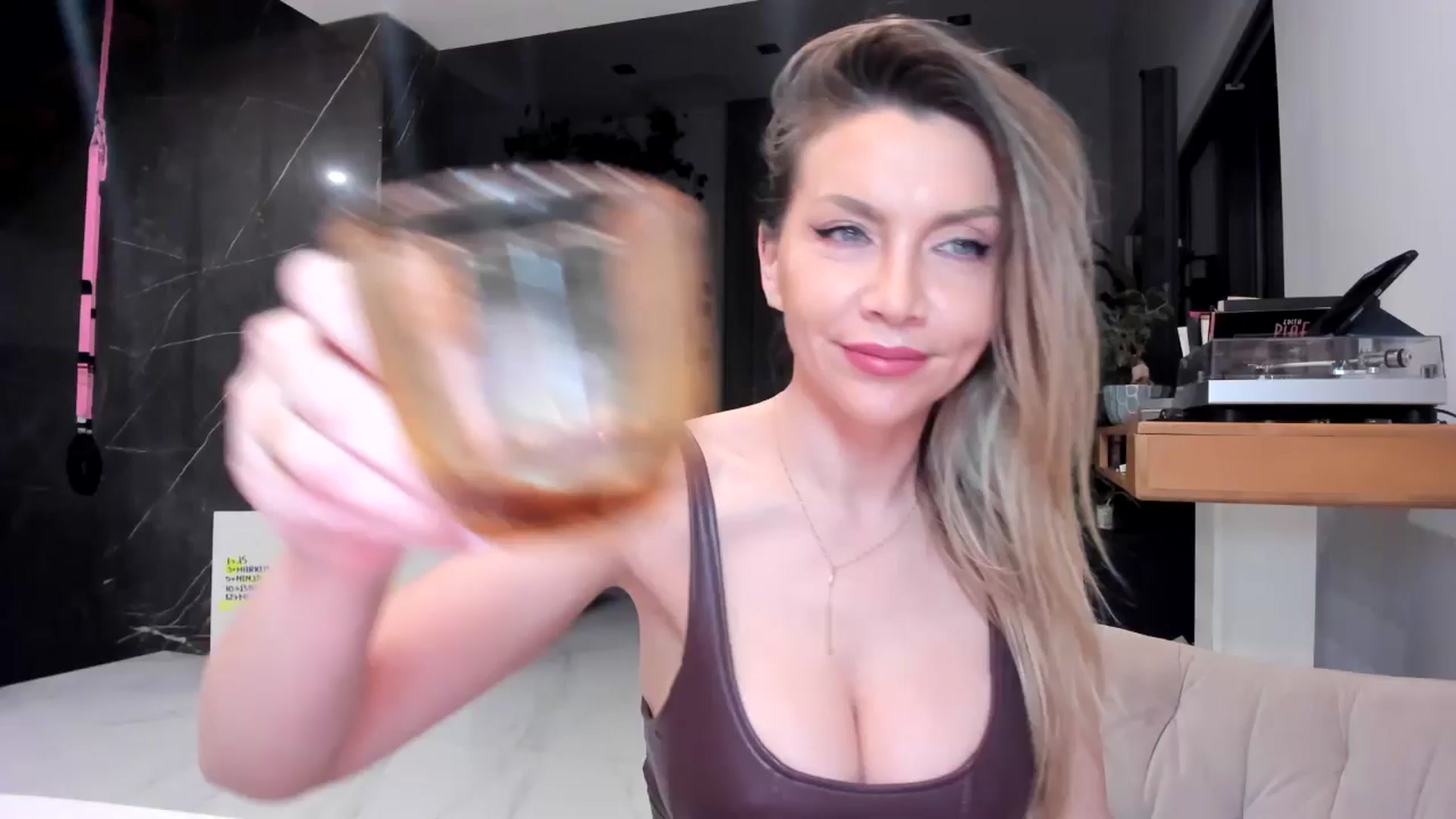 StellarBiBi video thumbnail