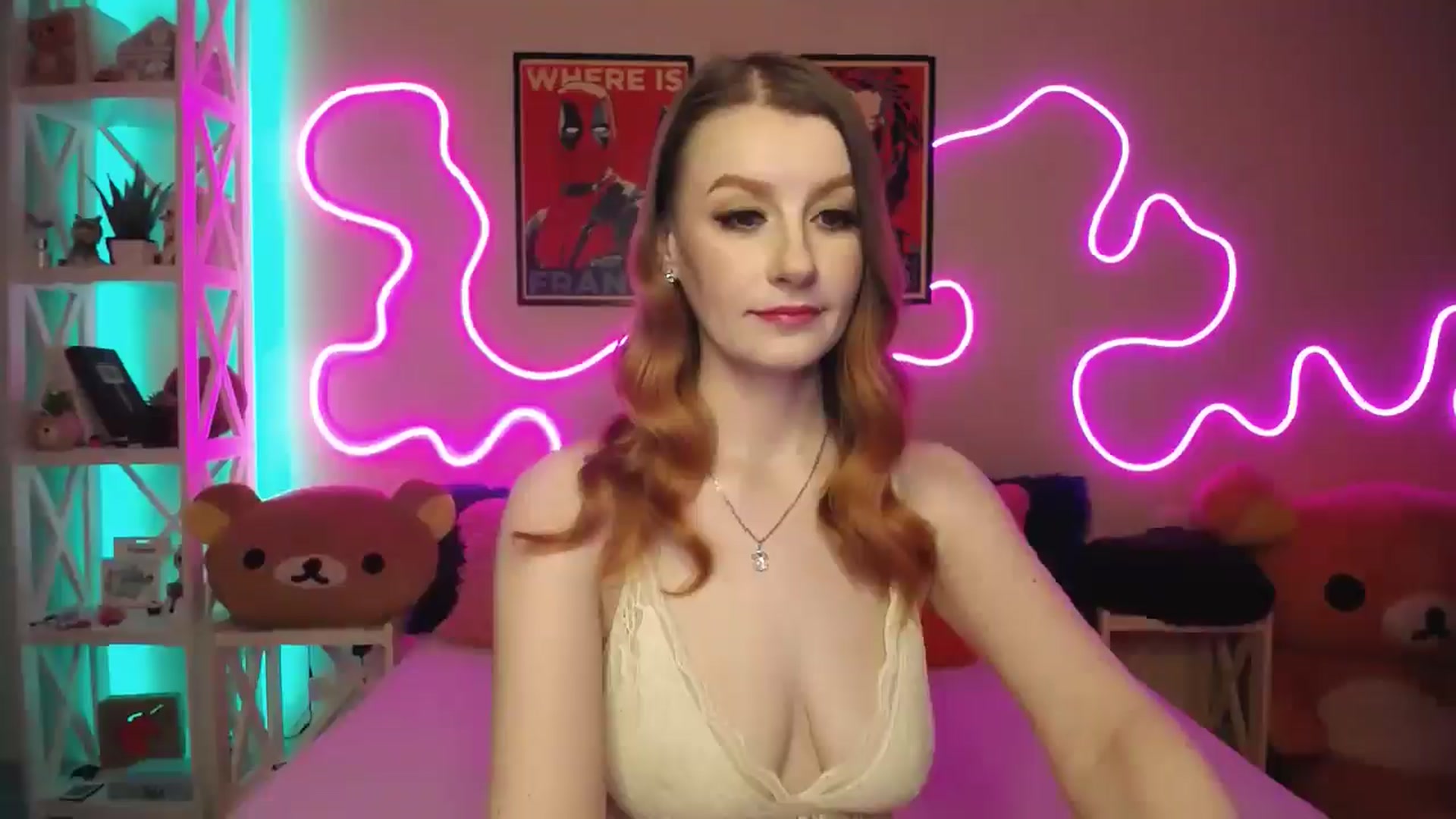 HOWERGIRL video thumbnail