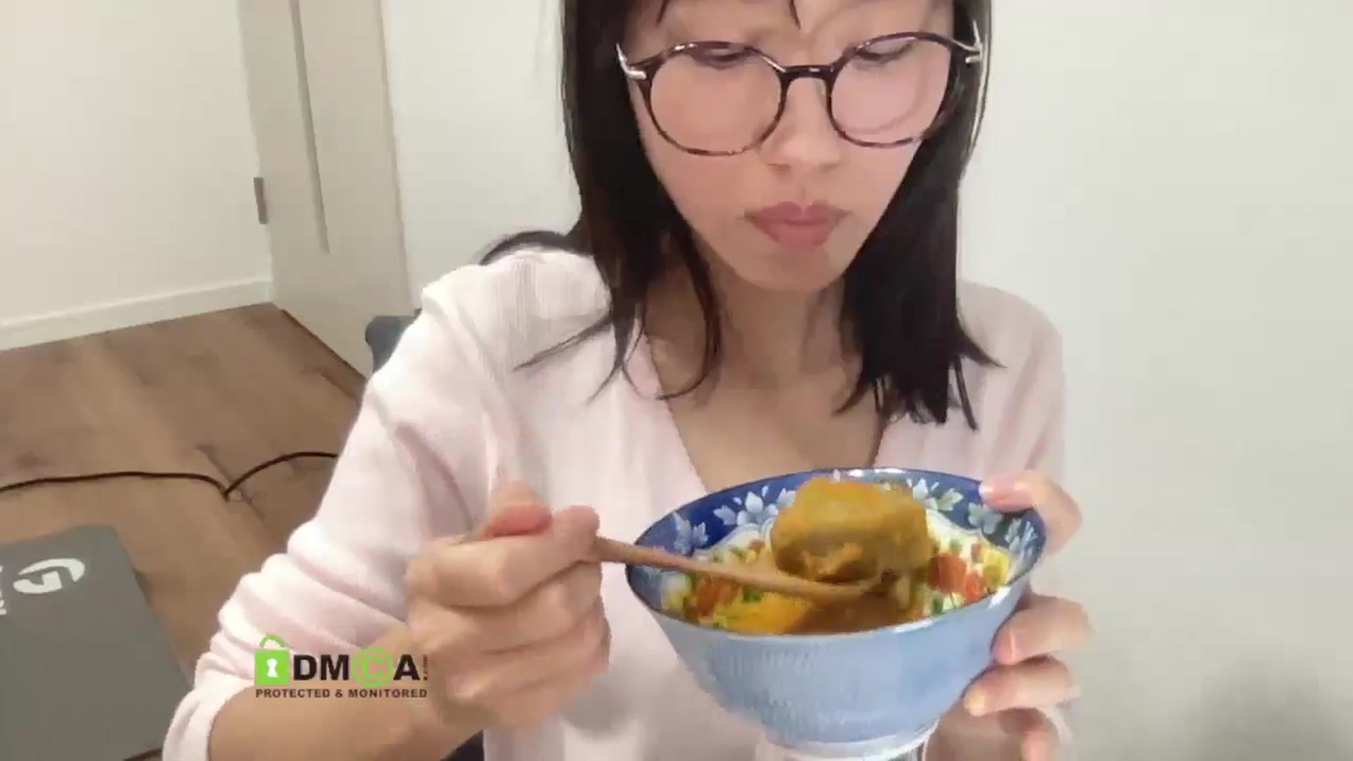 Otochan video thumbnail