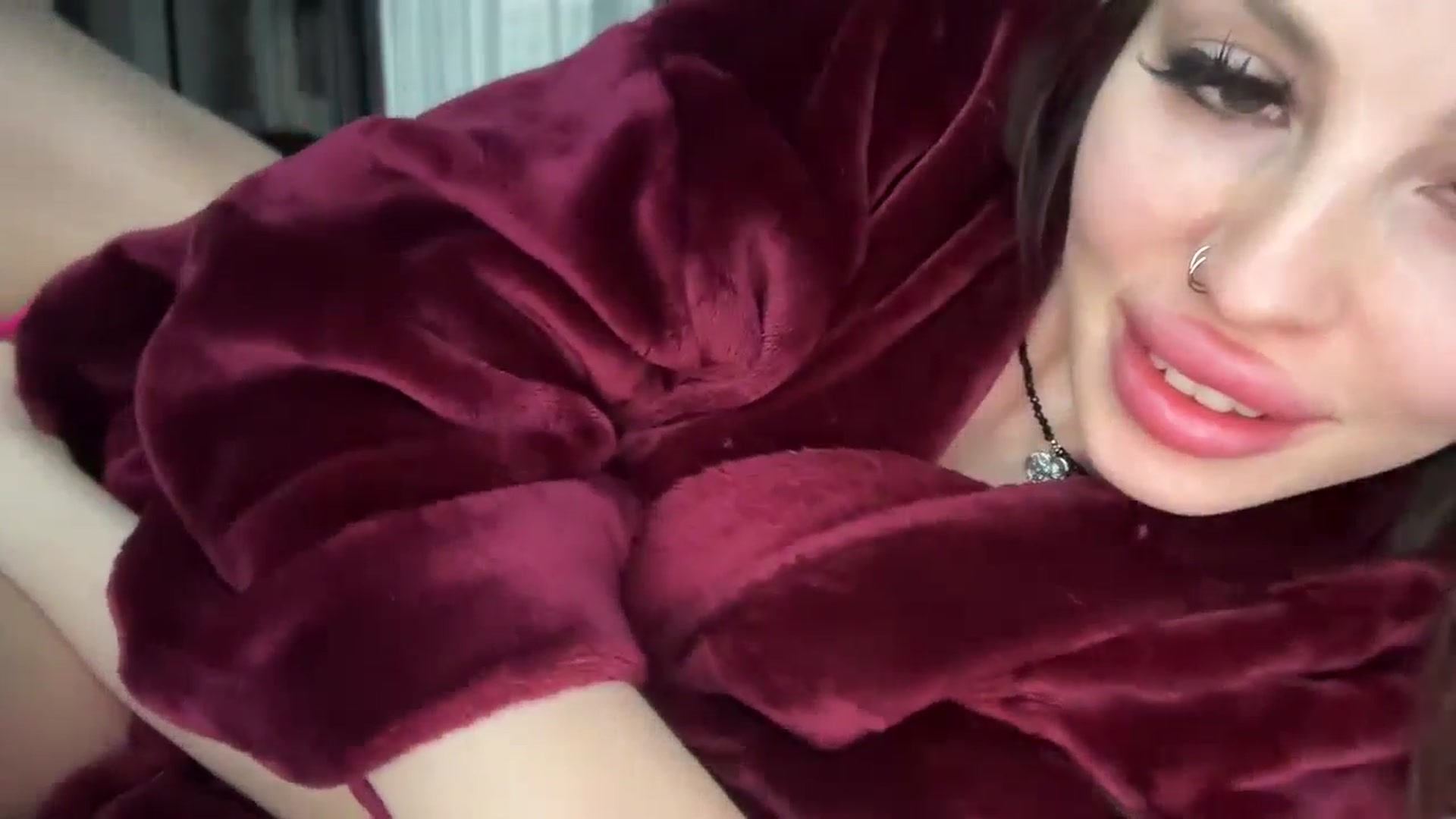 UGLYGIRL_ video thumbnail