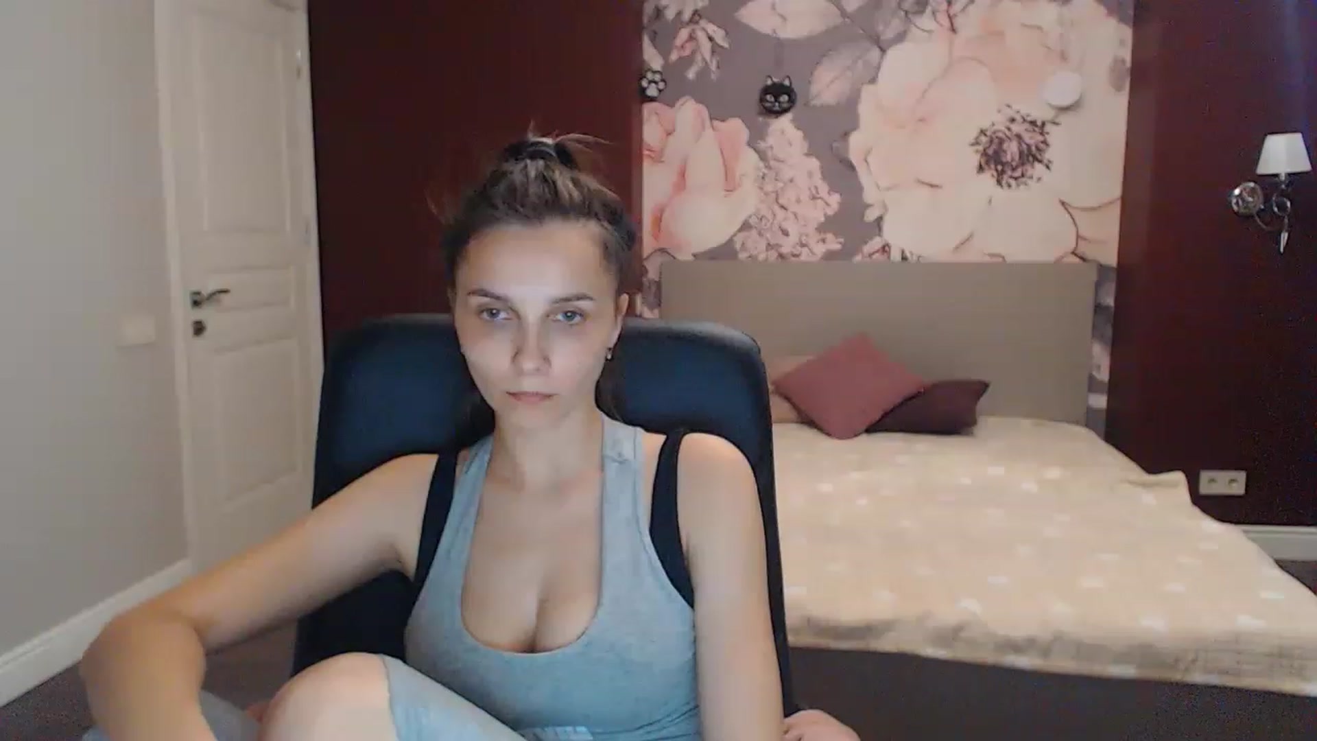 Karina_Mils video thumbnail