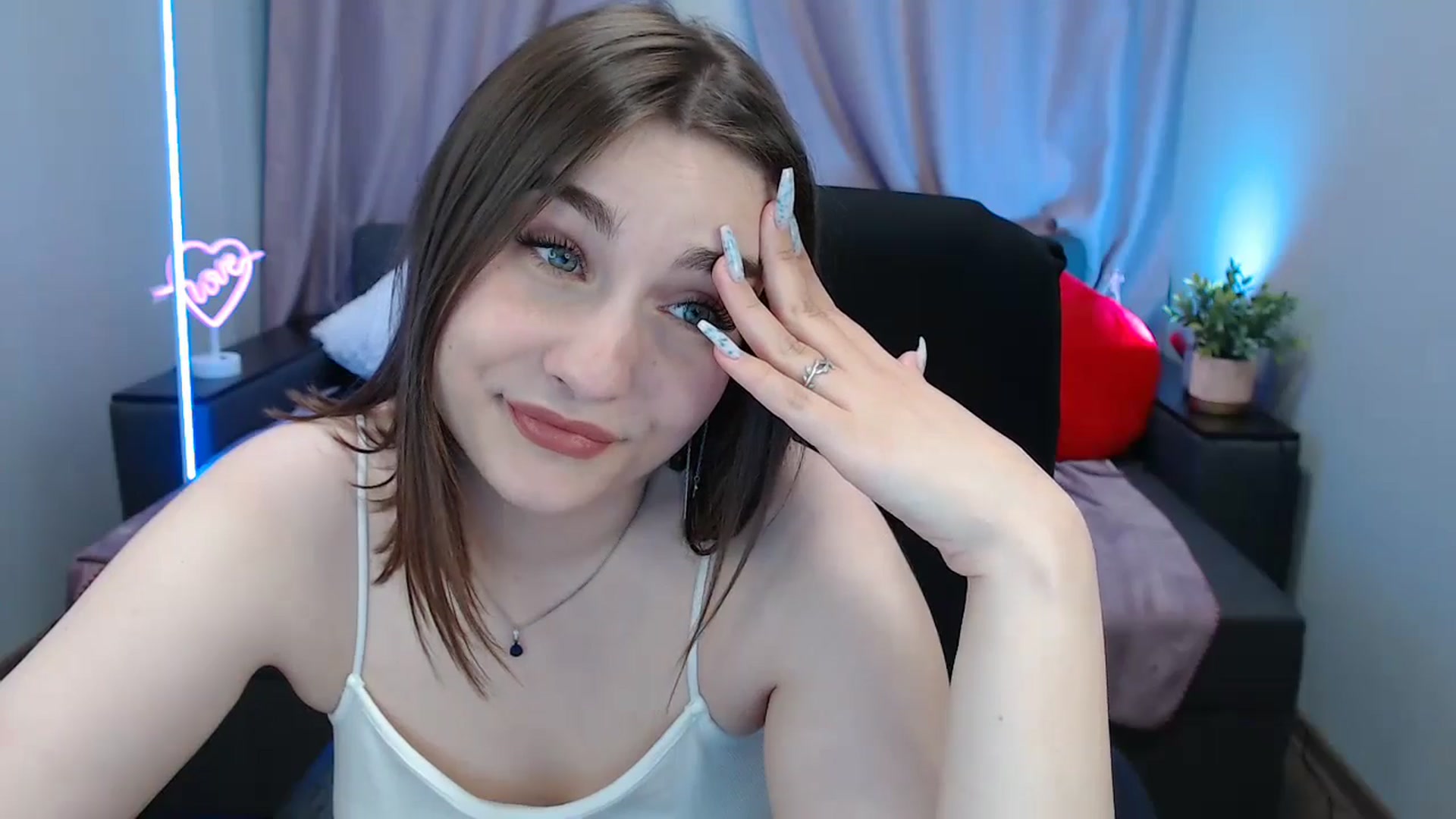 LaneyGrey video thumbnail