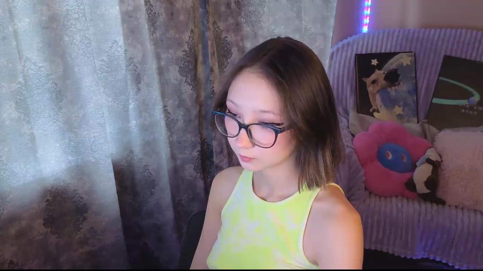 Karolinacreamm video thumbnail