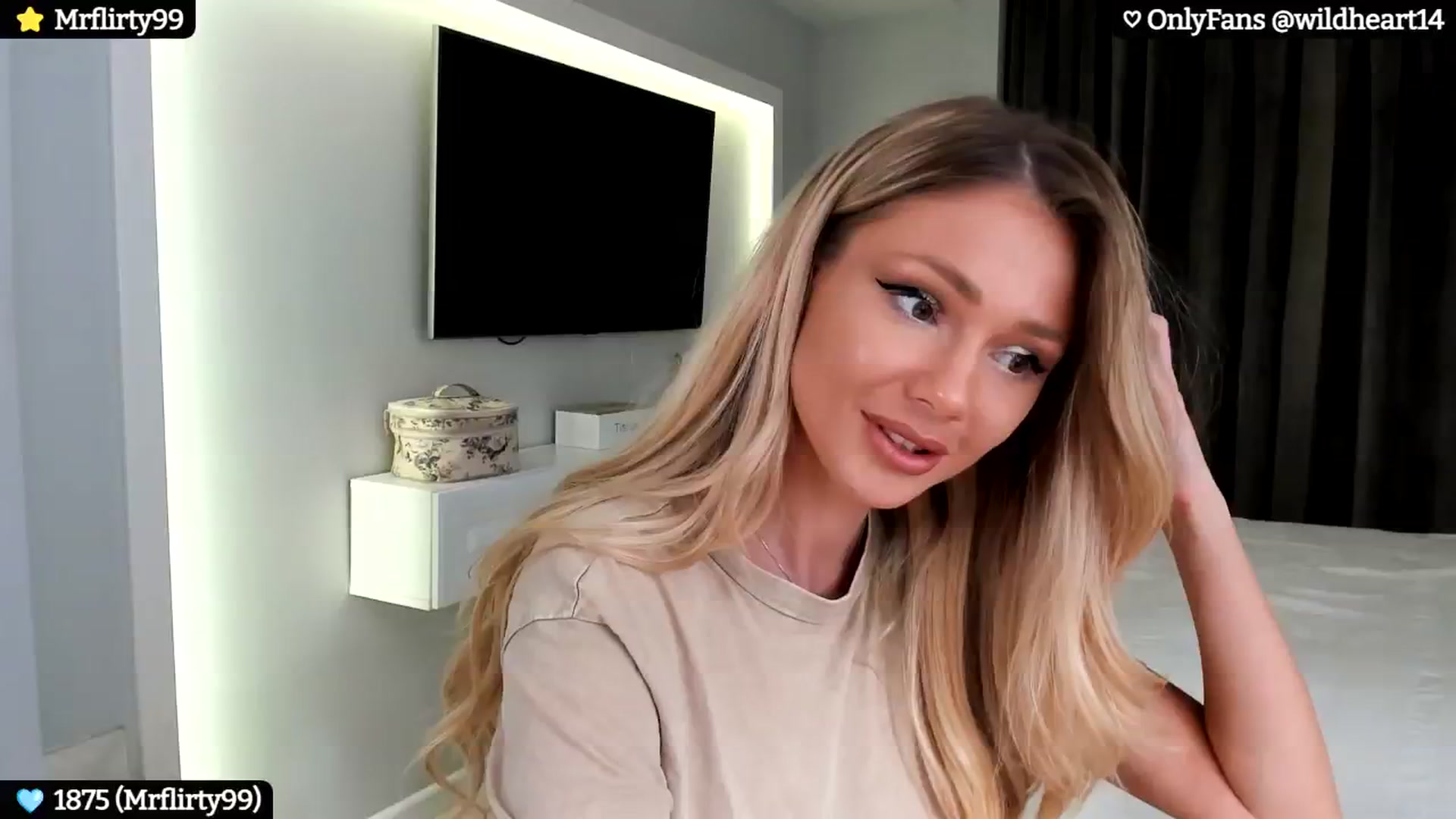 Yveline video thumbnail