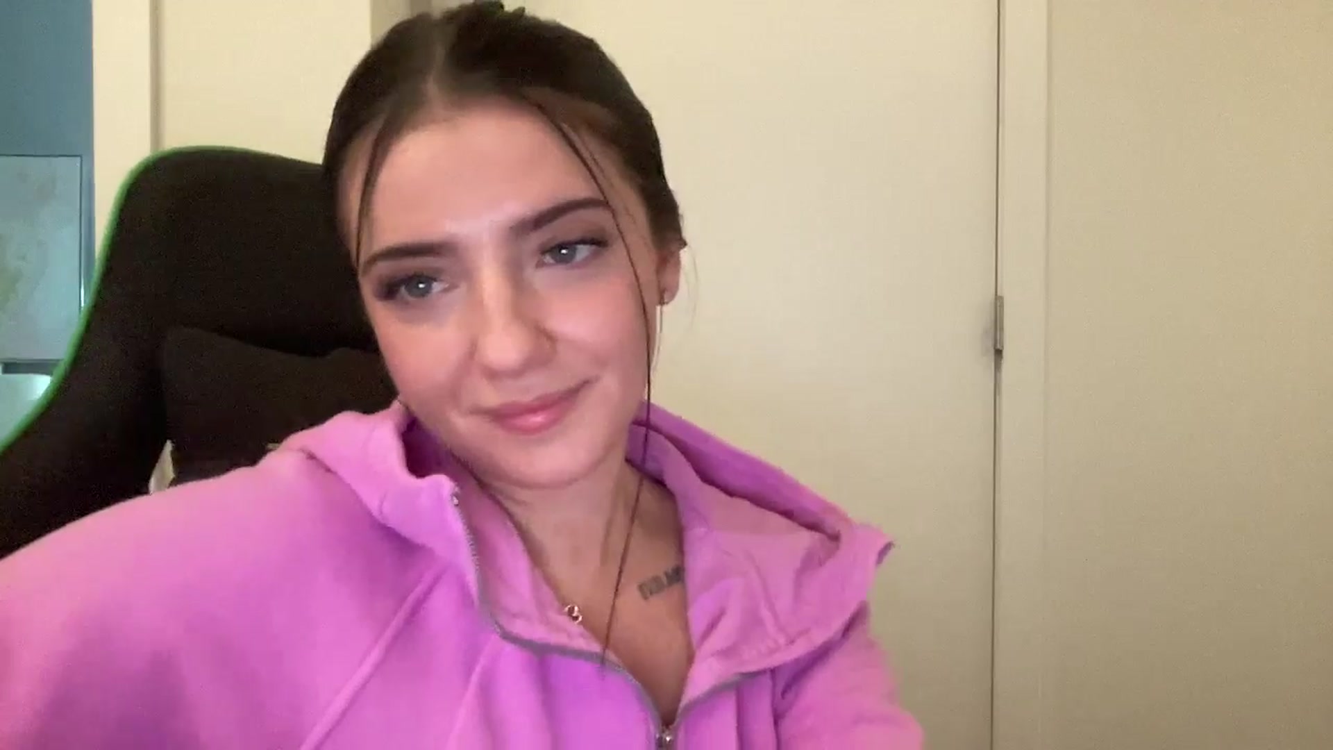 arielxxx video thumbnail