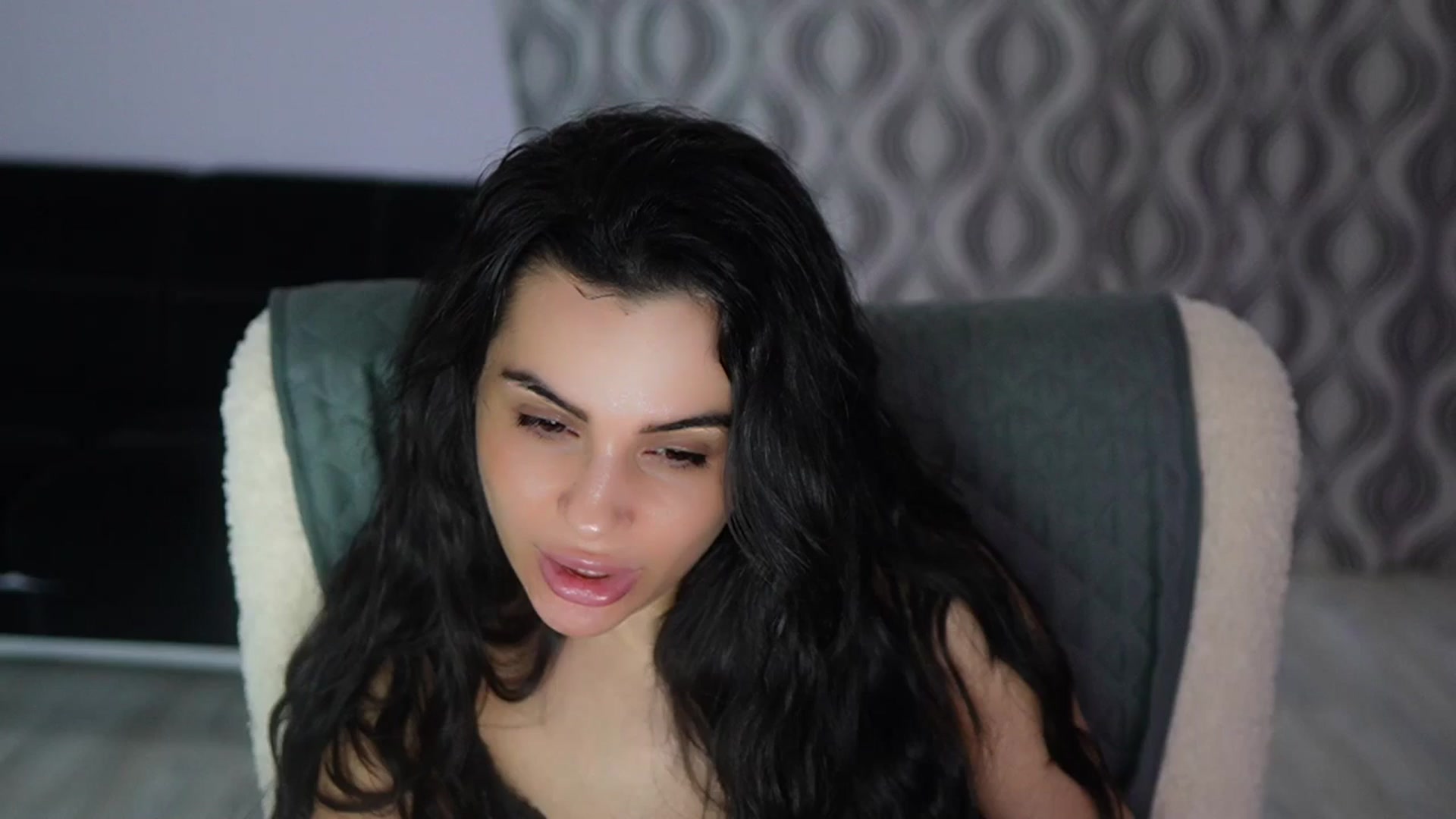 TinyAndrea video thumbnail