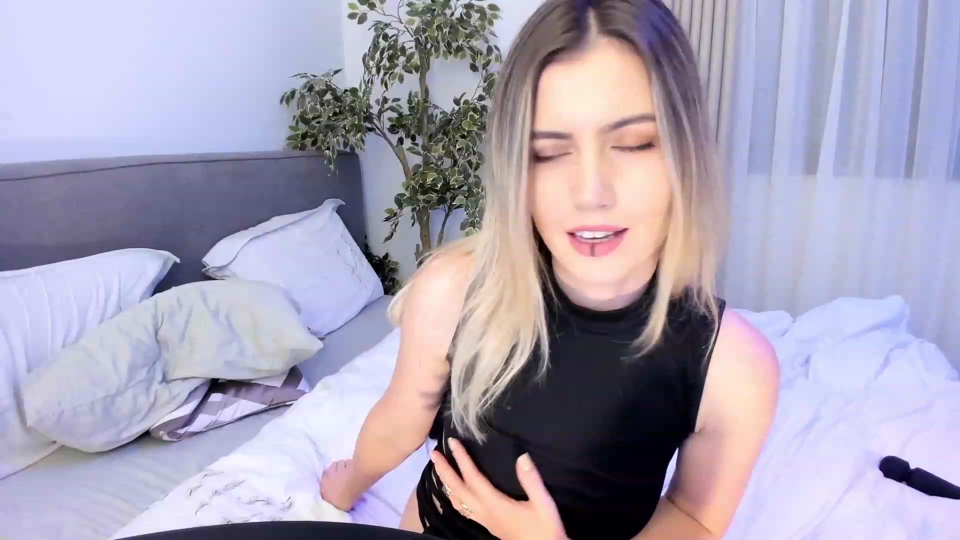 happyendings_ video thumbnail