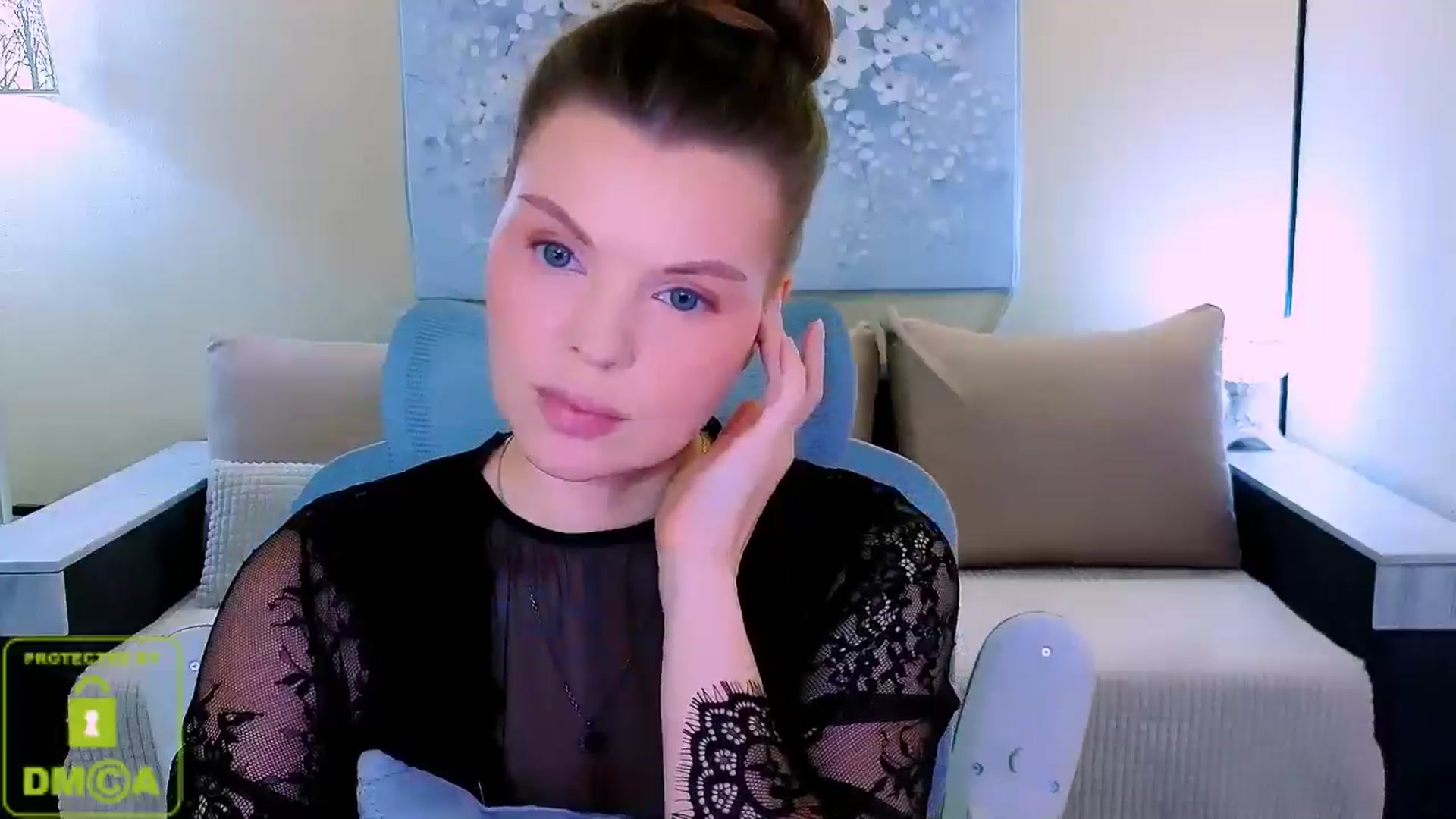 Vivia video thumbnail