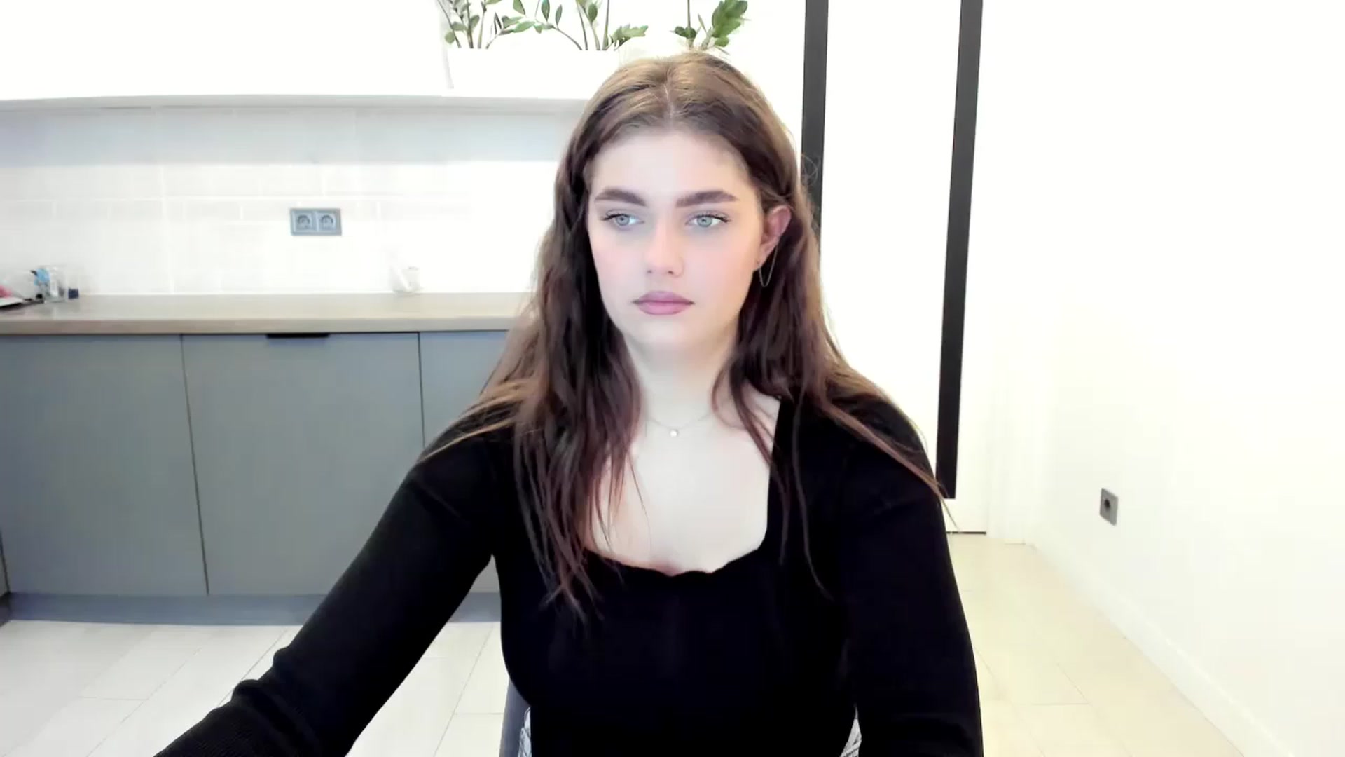 VickiVong video thumbnail
