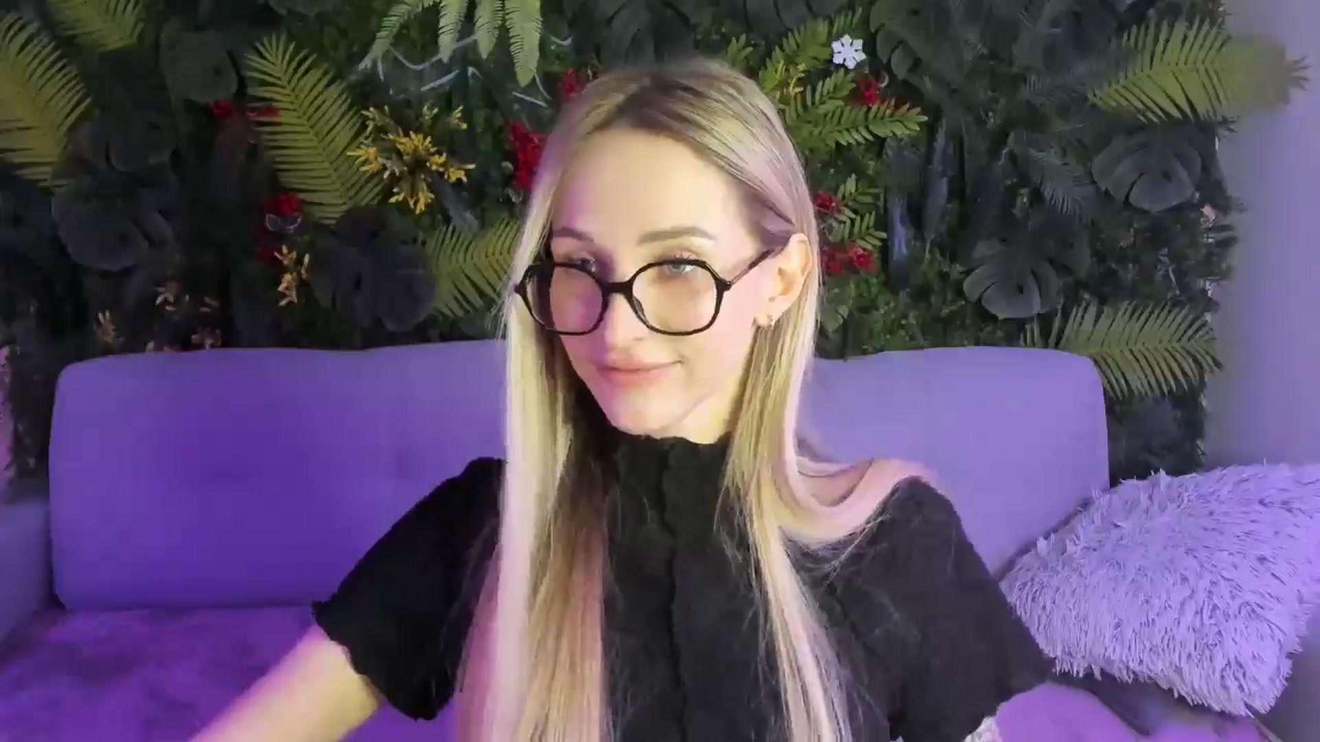 Horny_Blond video thumbnail