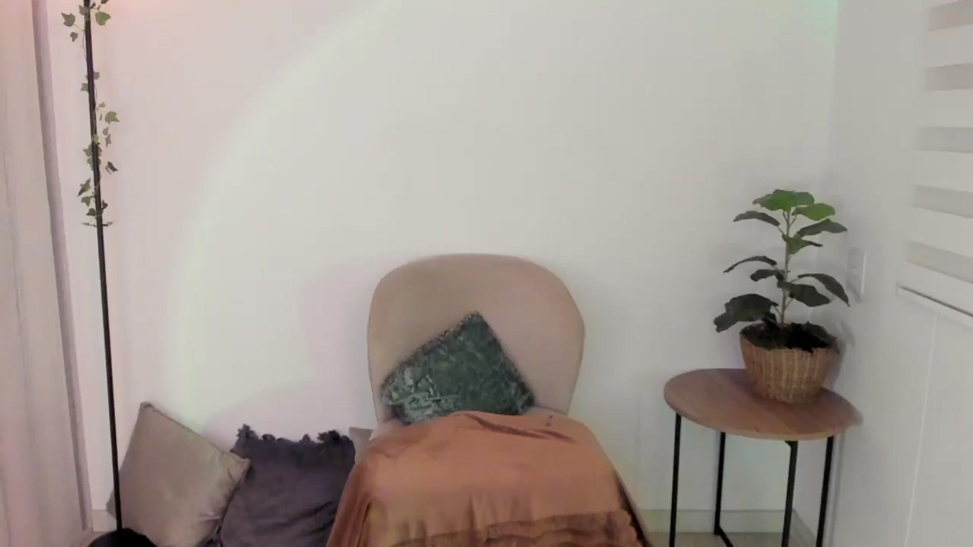 sexyALISOM video thumbnail