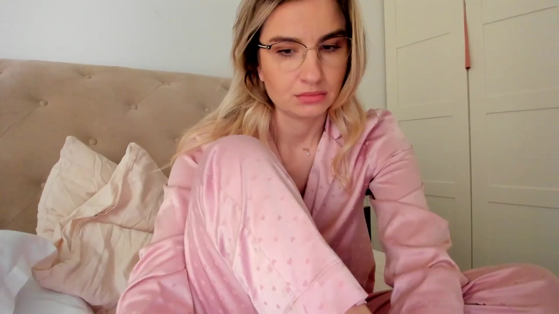 AlyMiss video thumbnail