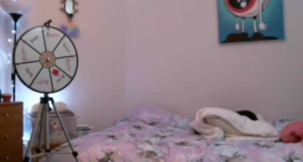 LilyCamgirl video thumbnail