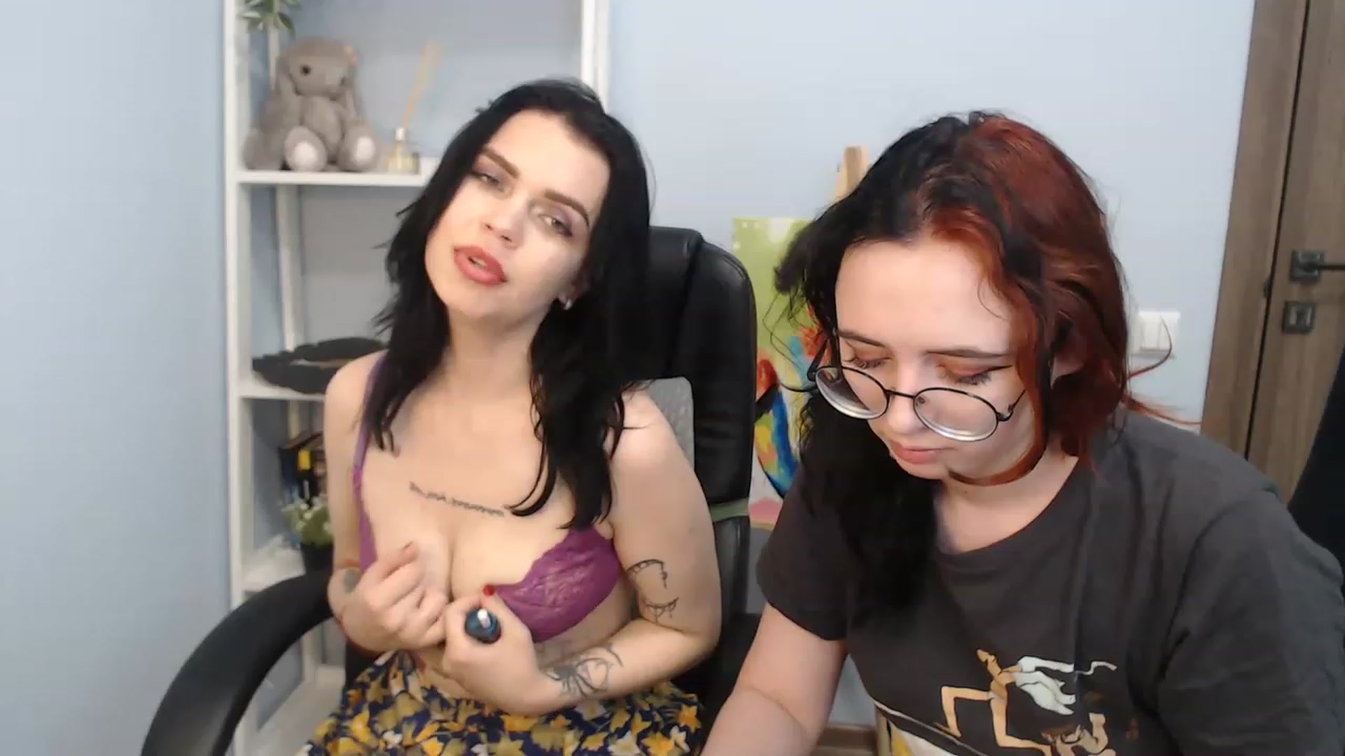 NicolyRio video thumbnail