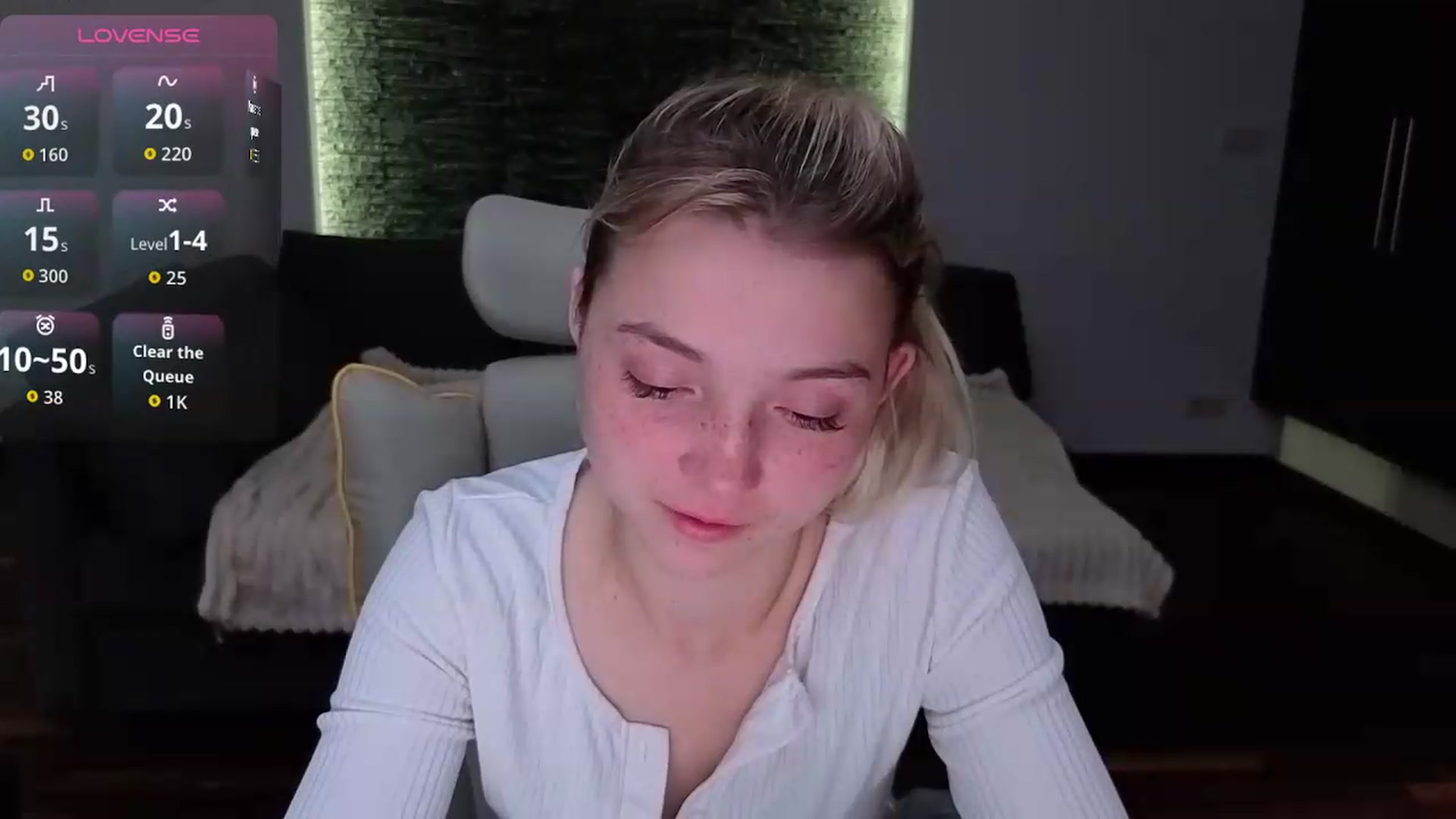 Daisyy video thumbnail