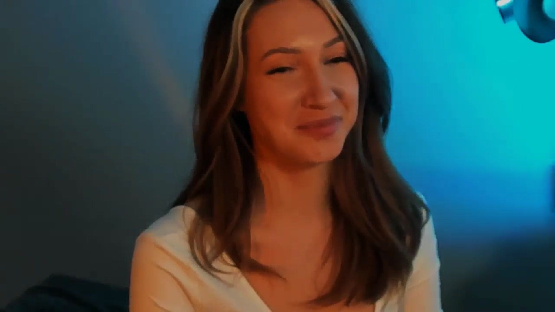 LovelyGin video thumbnail