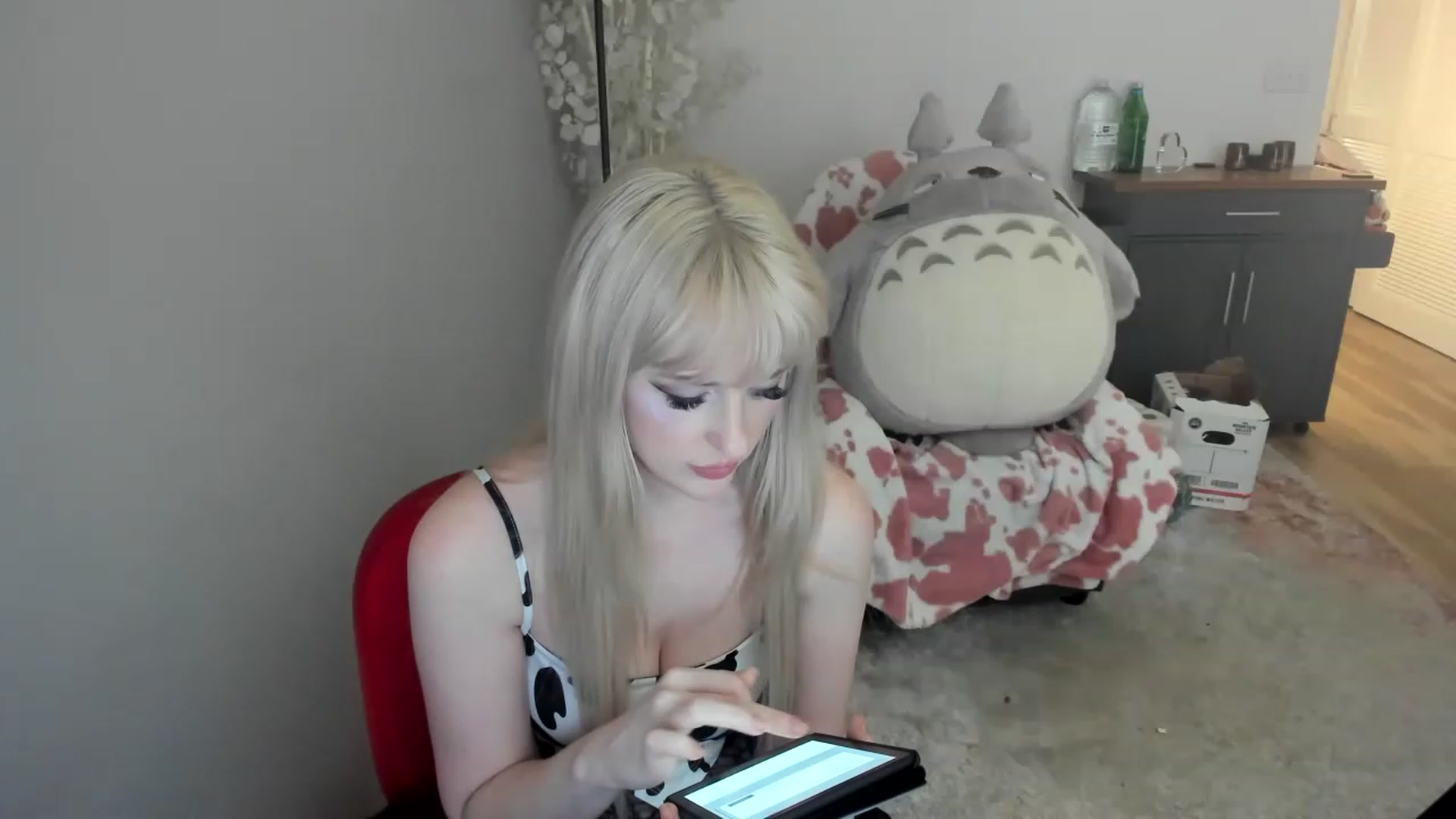 Milk_Domme video thumbnail
