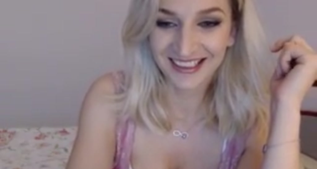 KinkyMonik video thumbnail
