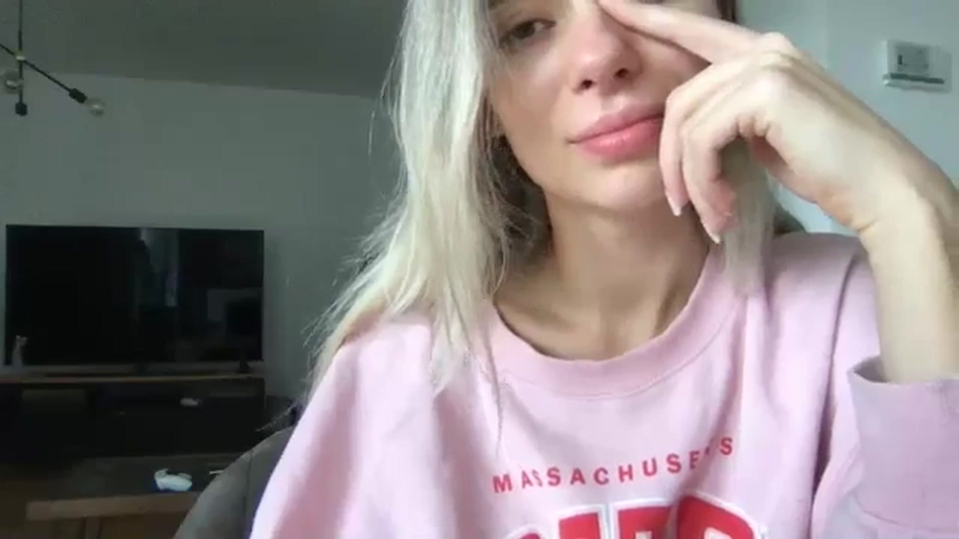 neverinmylife video thumbnail