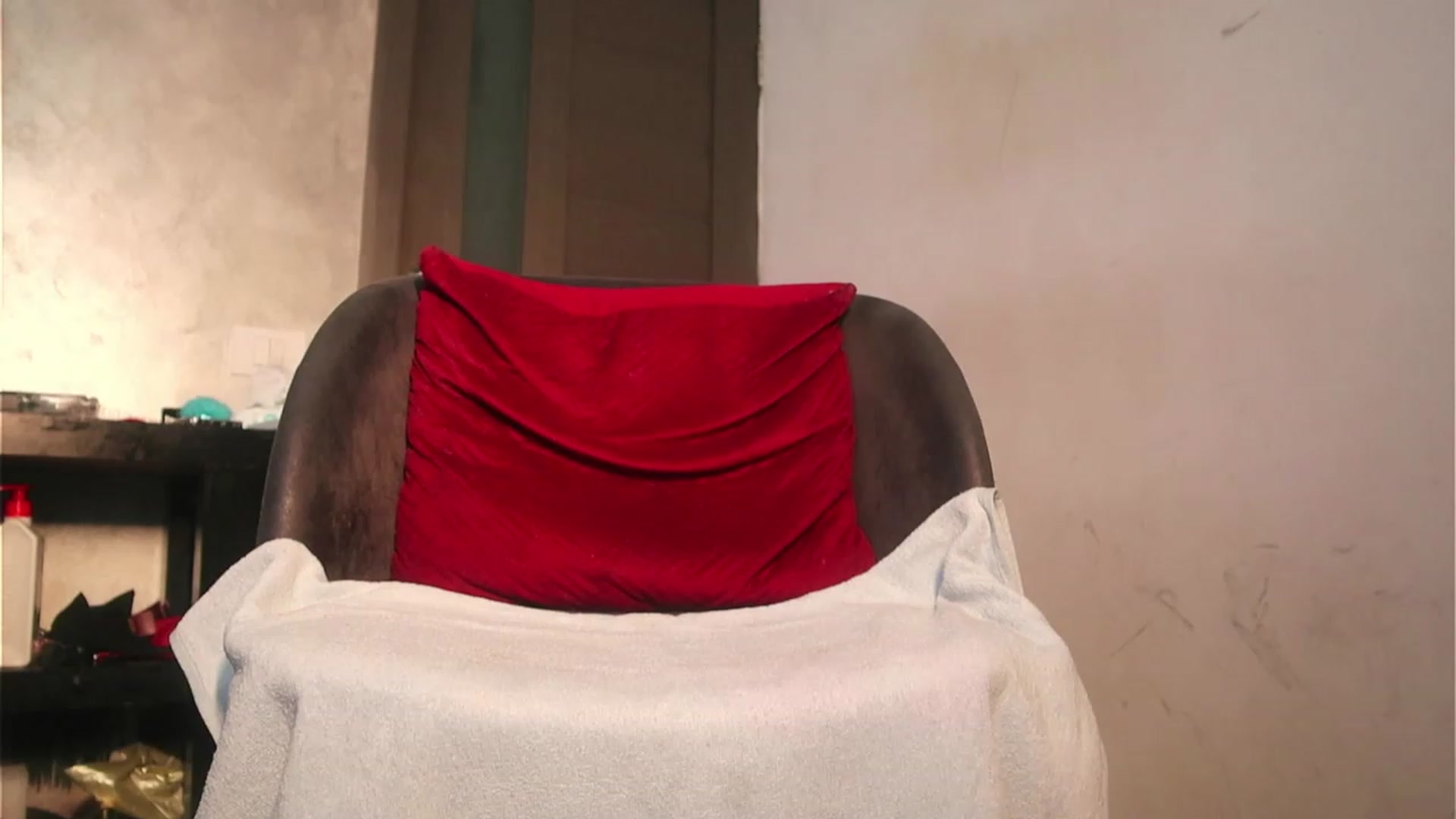 MissLullu video thumbnail