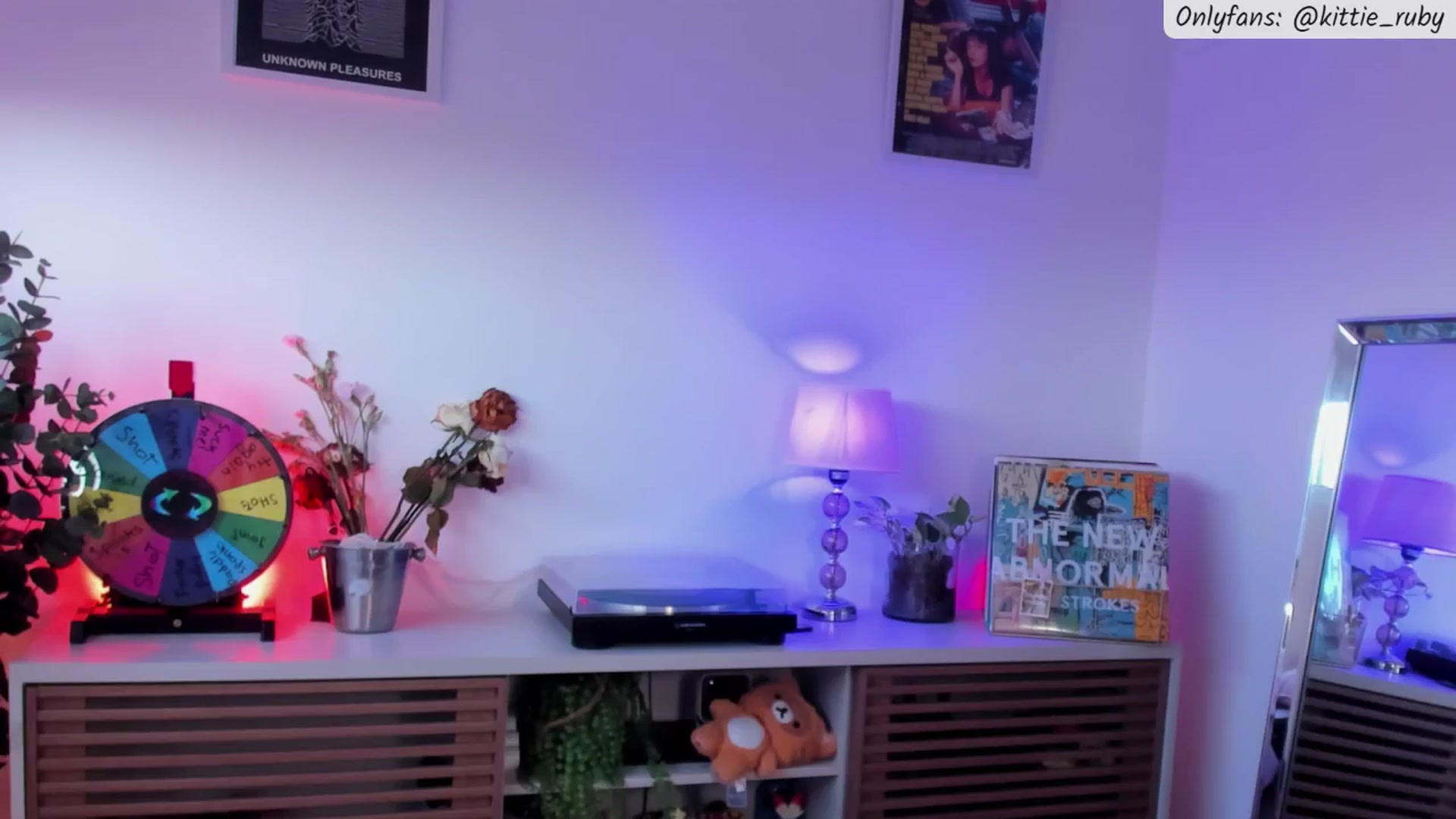 kittieEVIL video thumbnail