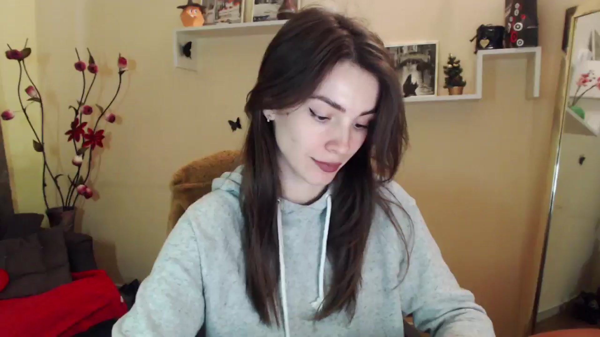 MiaRoony video thumbnail