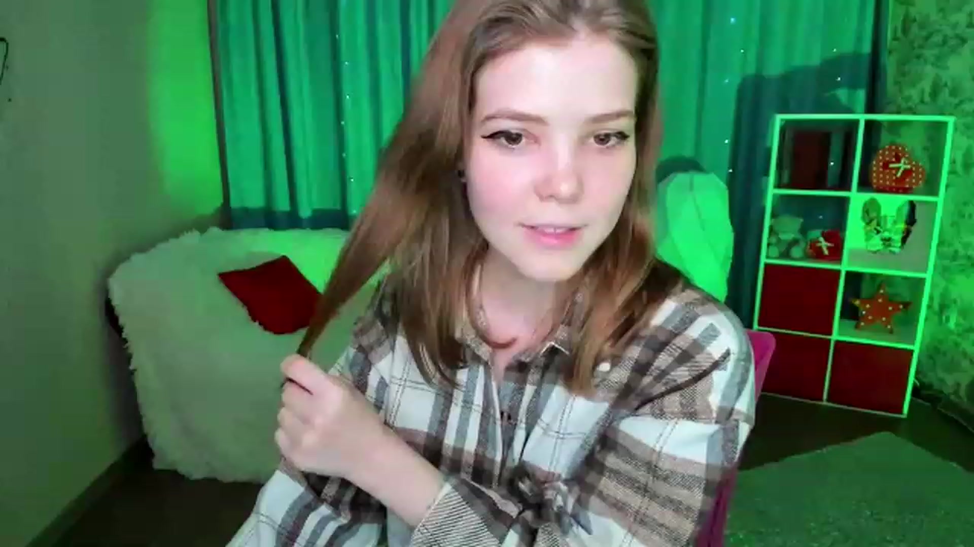 EffyShy video thumbnail