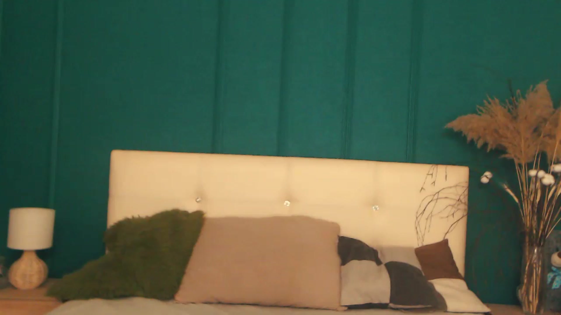 LovelyGin video thumbnail