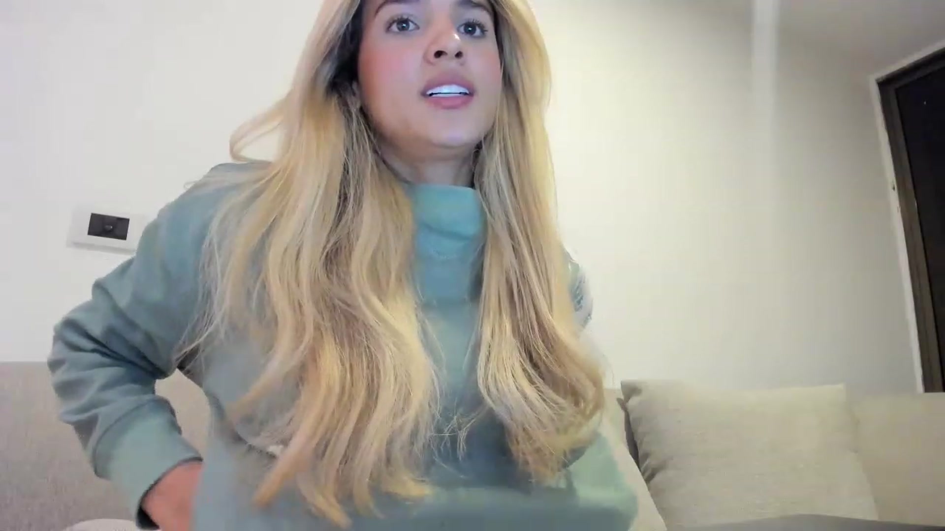 EMILIANA_CRUZ video thumbnail