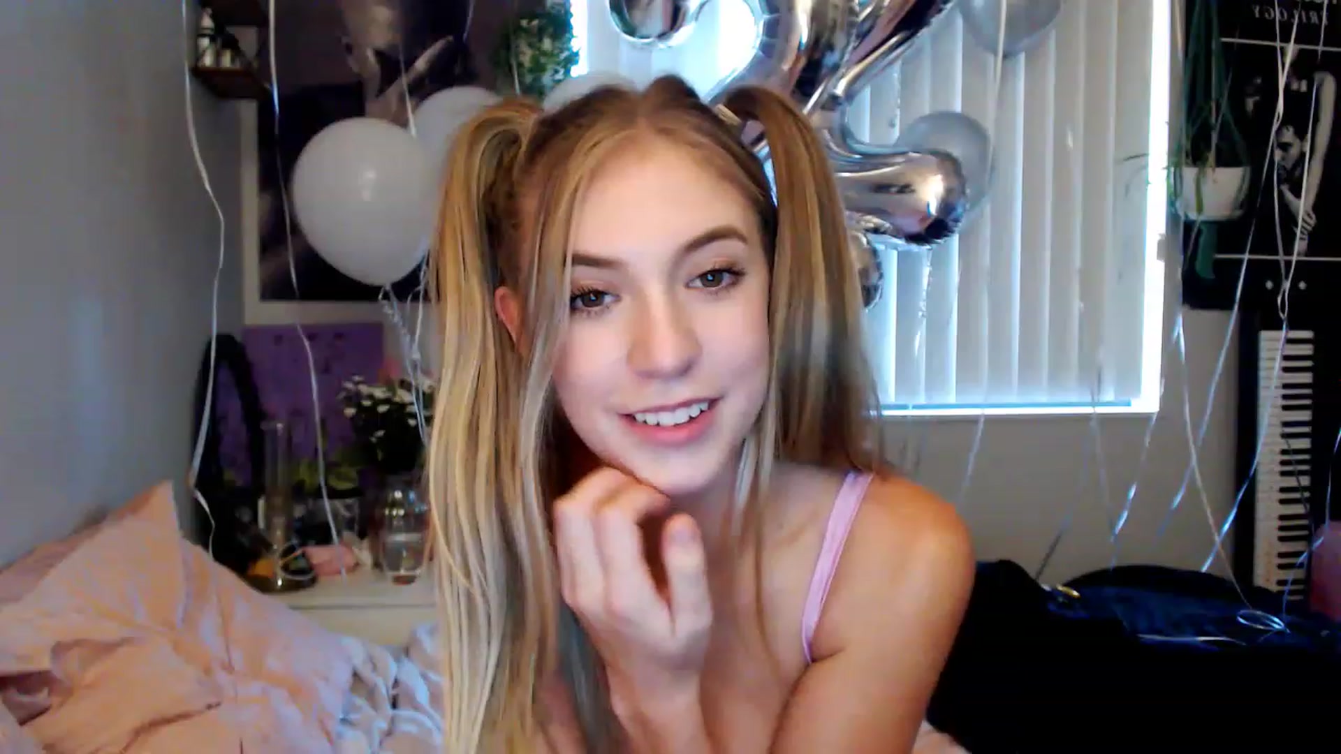 Em_babyxx video thumbnail