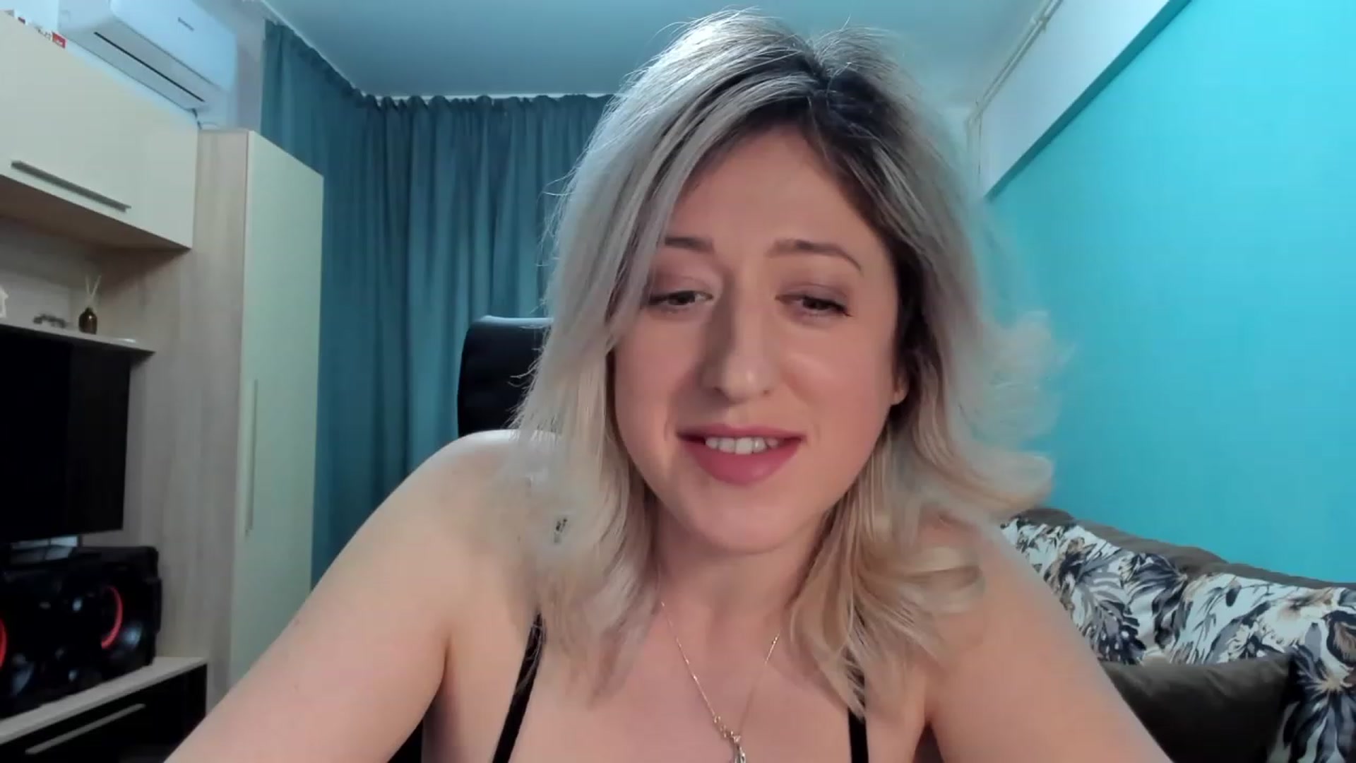 SweetDelia_ video thumbnail
