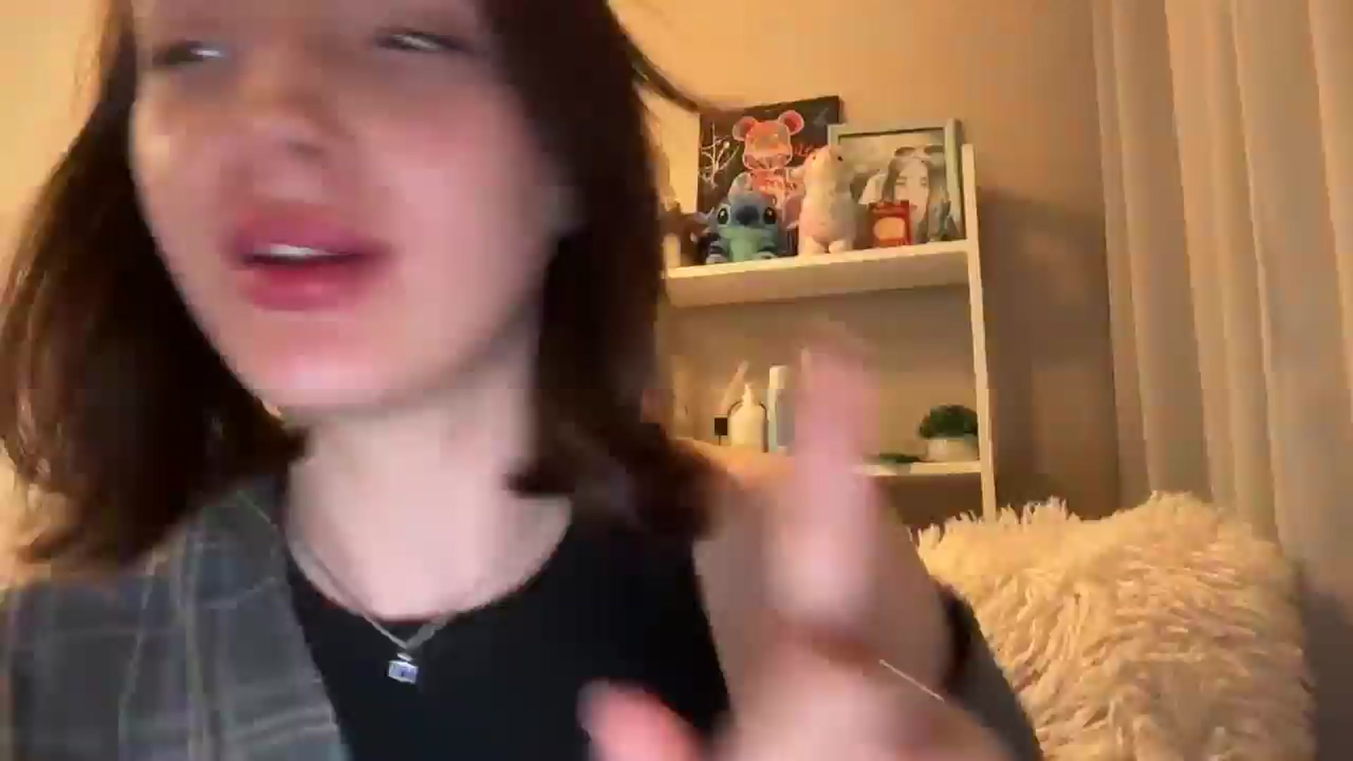 Di_Pearl video thumbnail