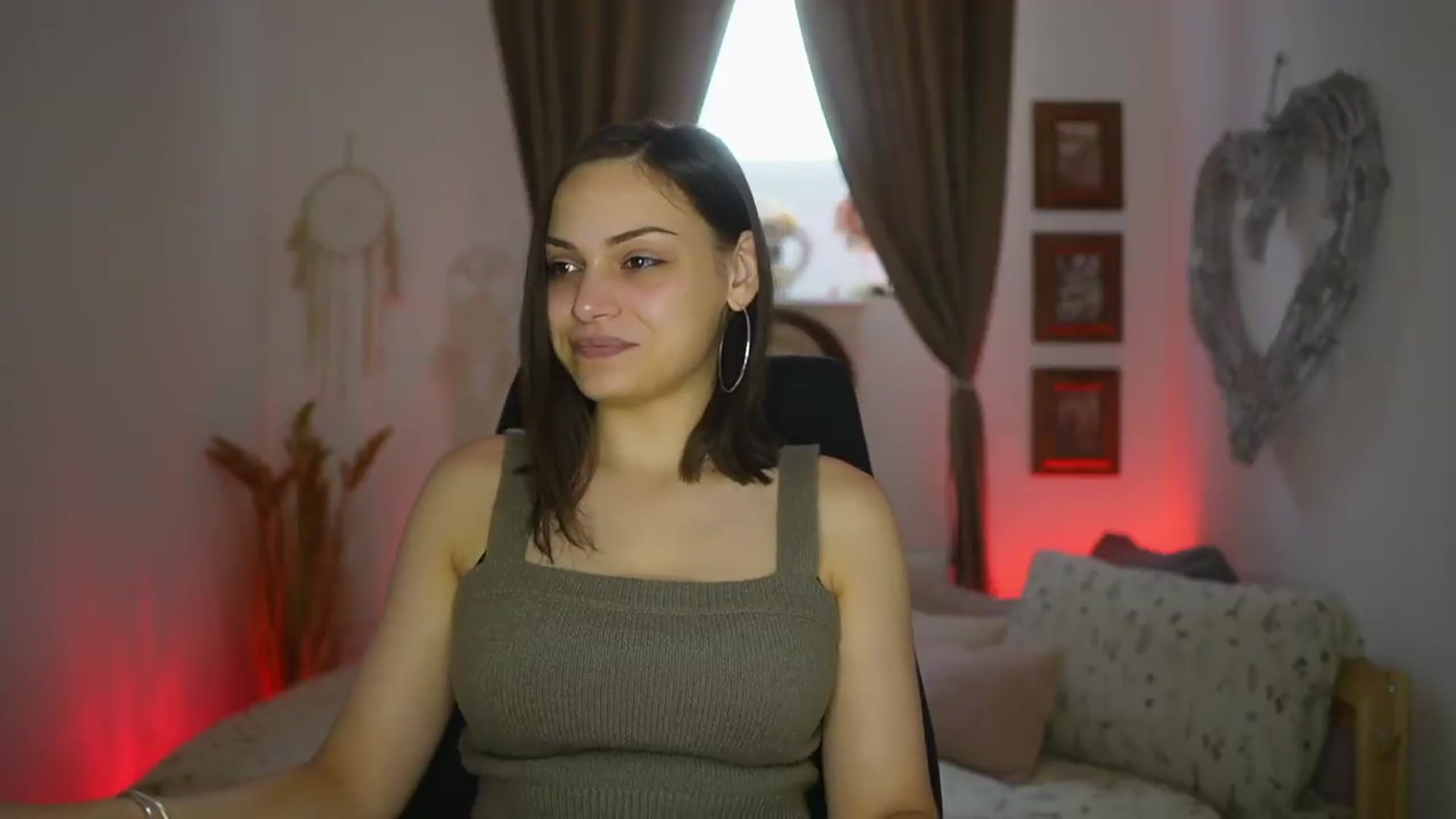 Chloe_Cane video thumbnail