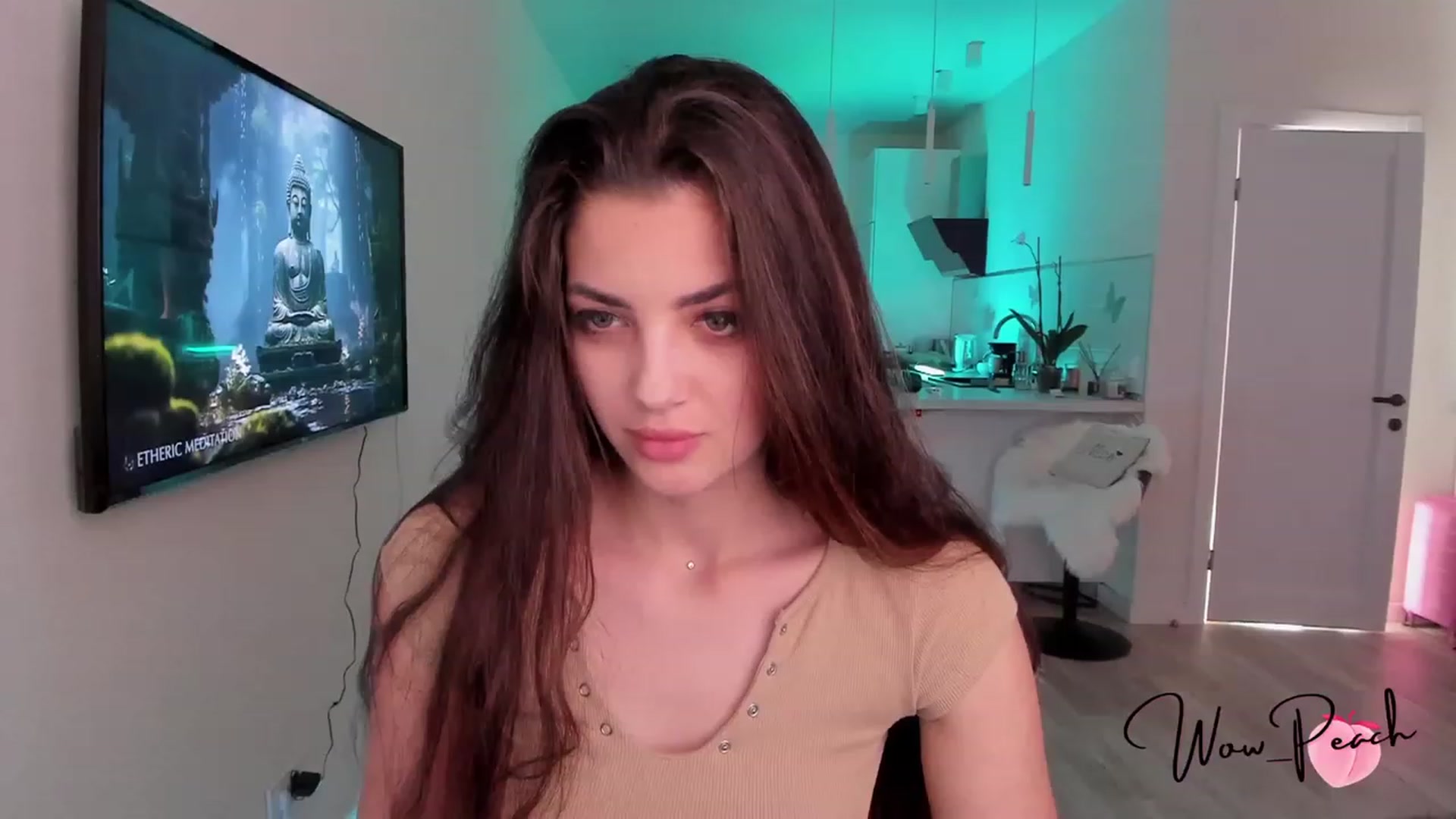 wow_peach video thumbnail