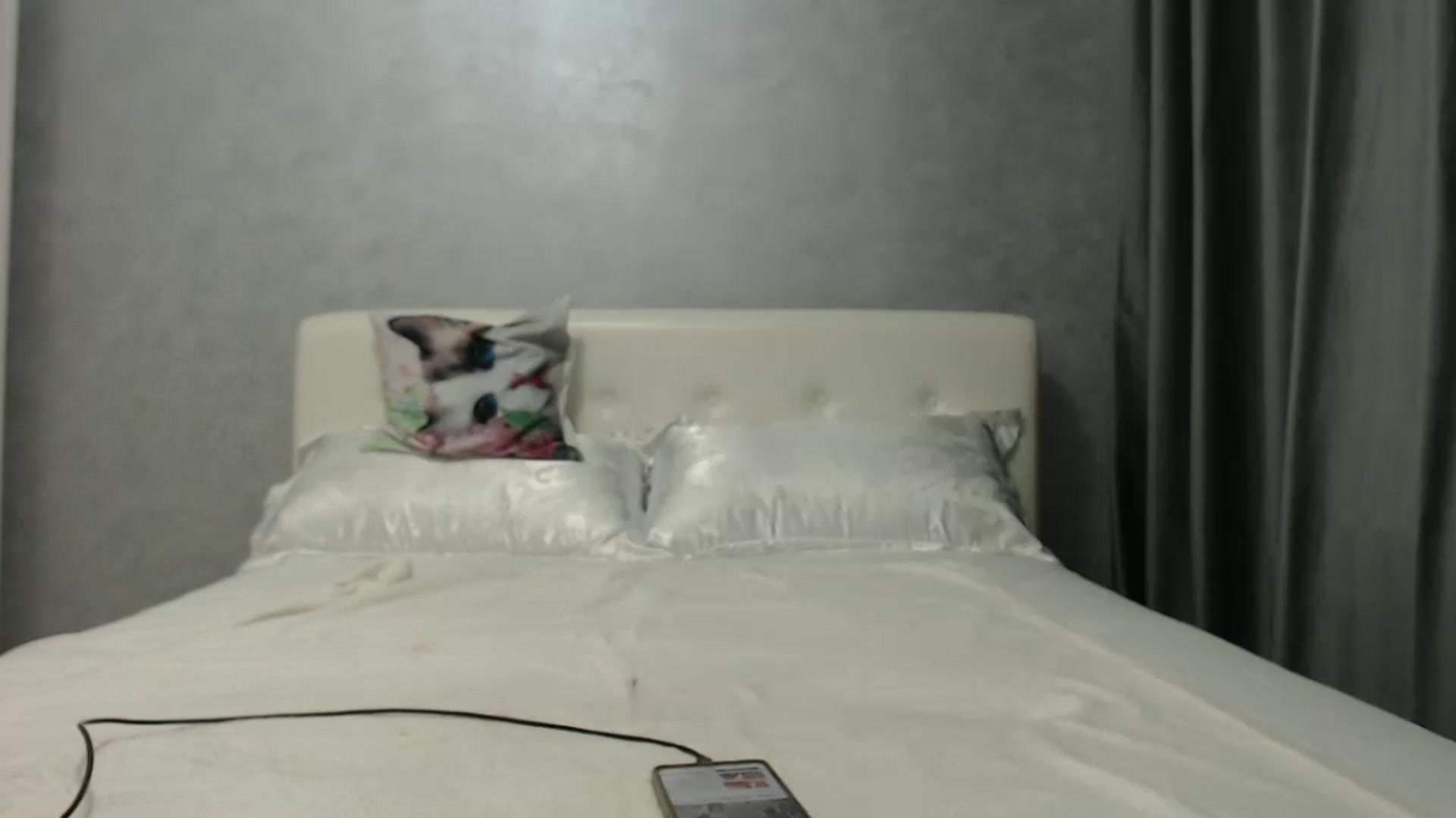 Aahh_Emilia video thumbnail
