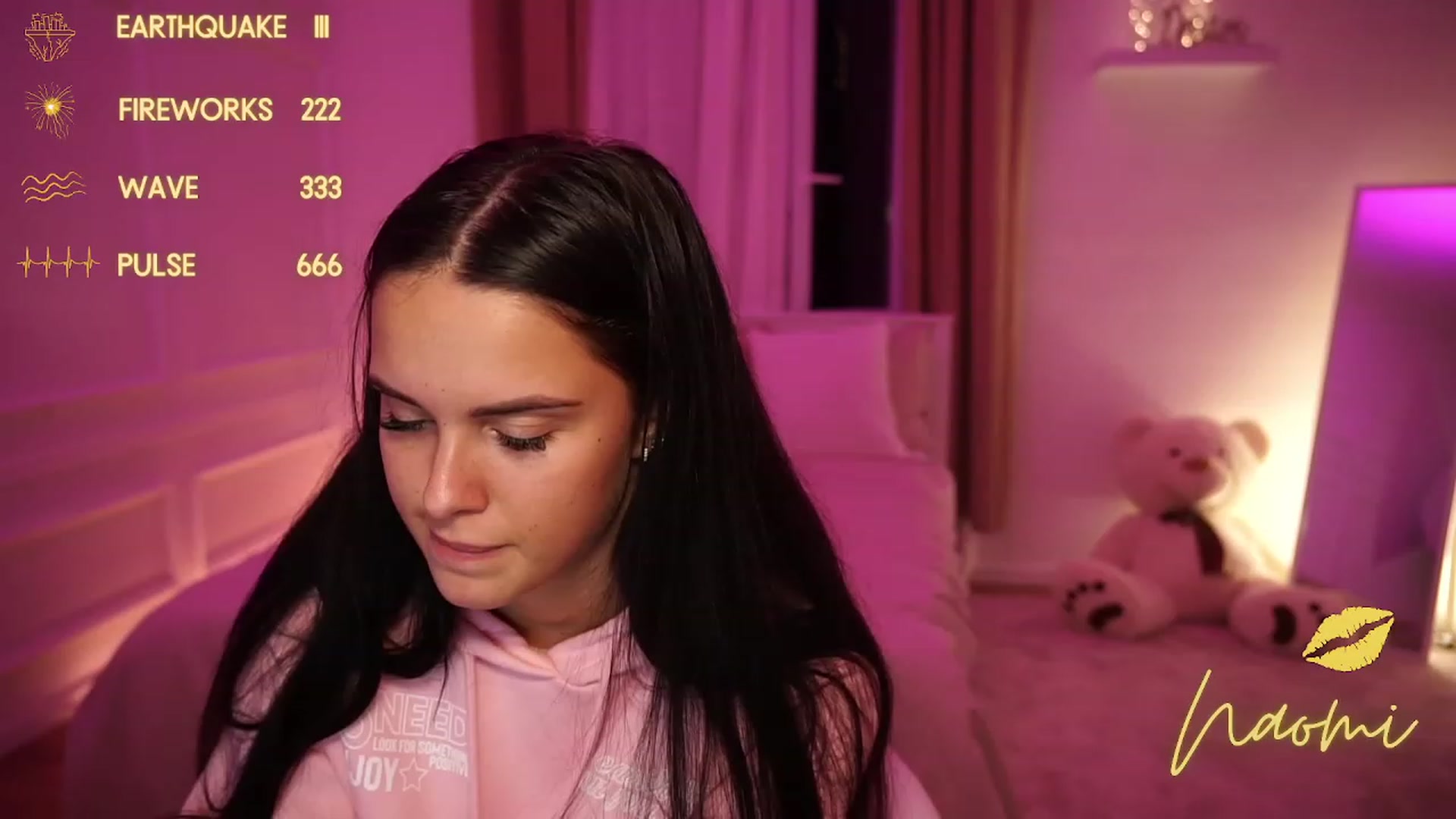 cinnabellee video thumbnail