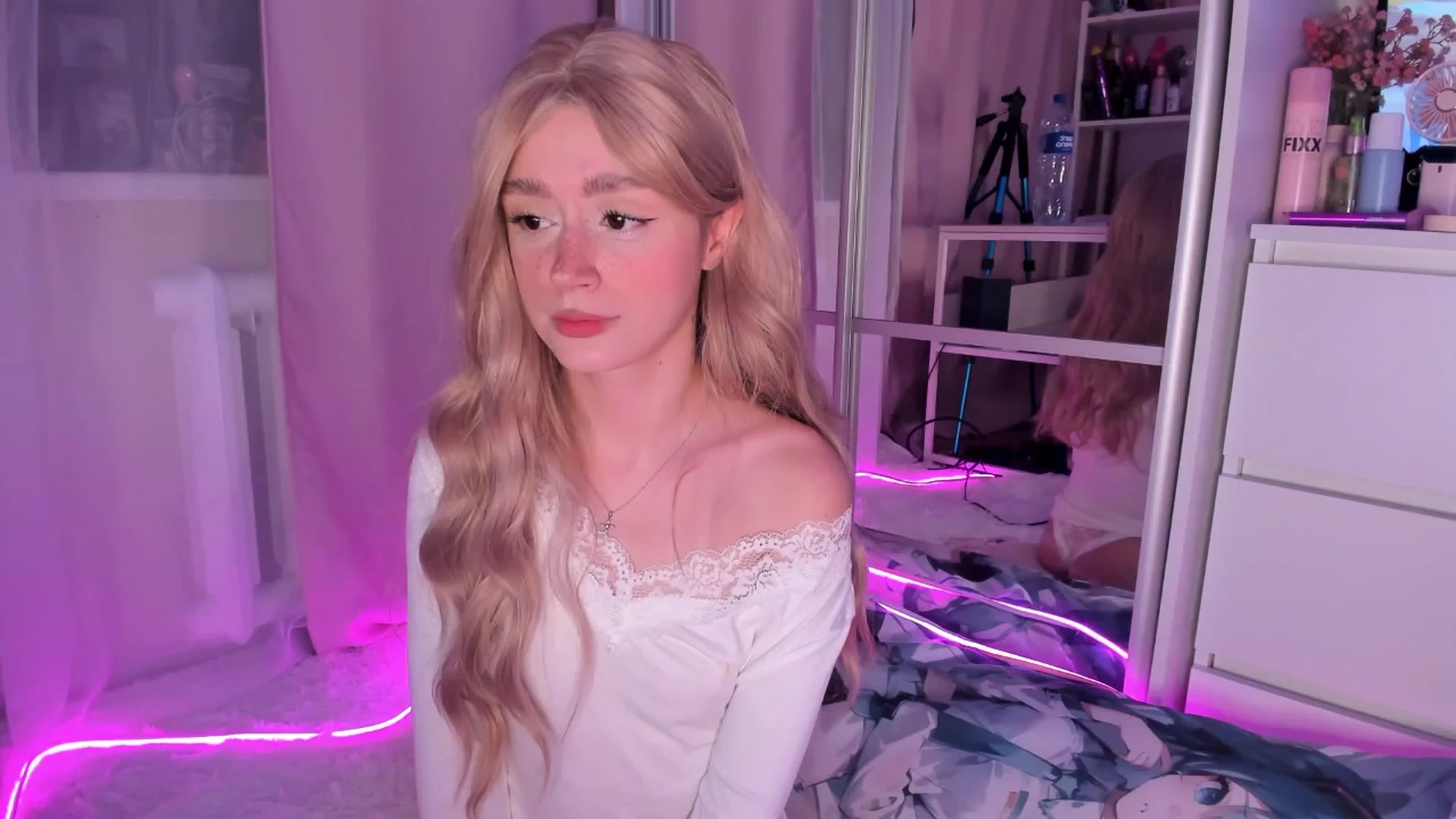 AliceXsweeT video thumbnail
