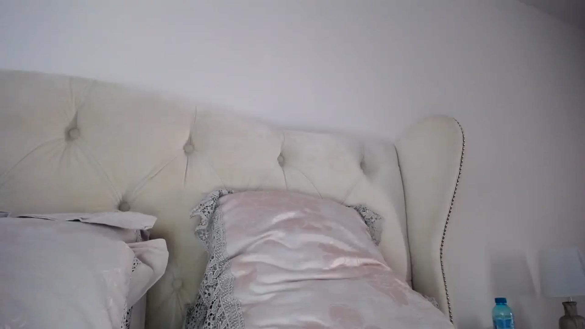 L_A_U video thumbnail