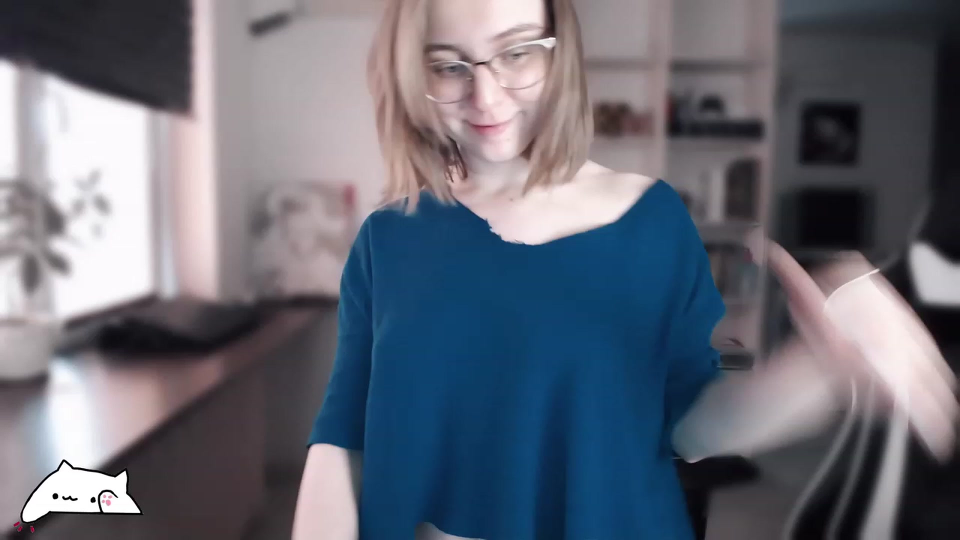 Meowlexx video thumbnail