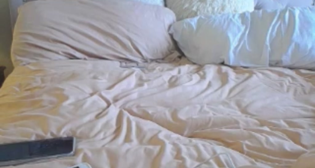 Skye_Evans_ video thumbnail
