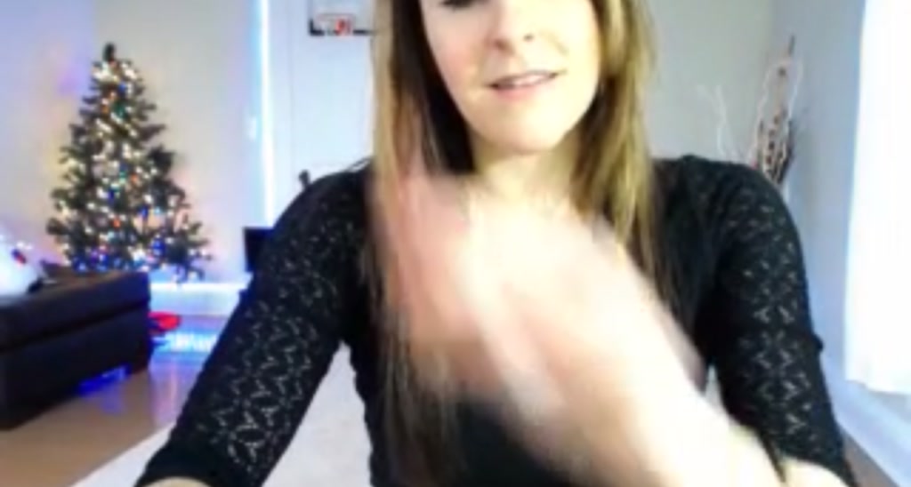 Elizabeth_XO video thumbnail