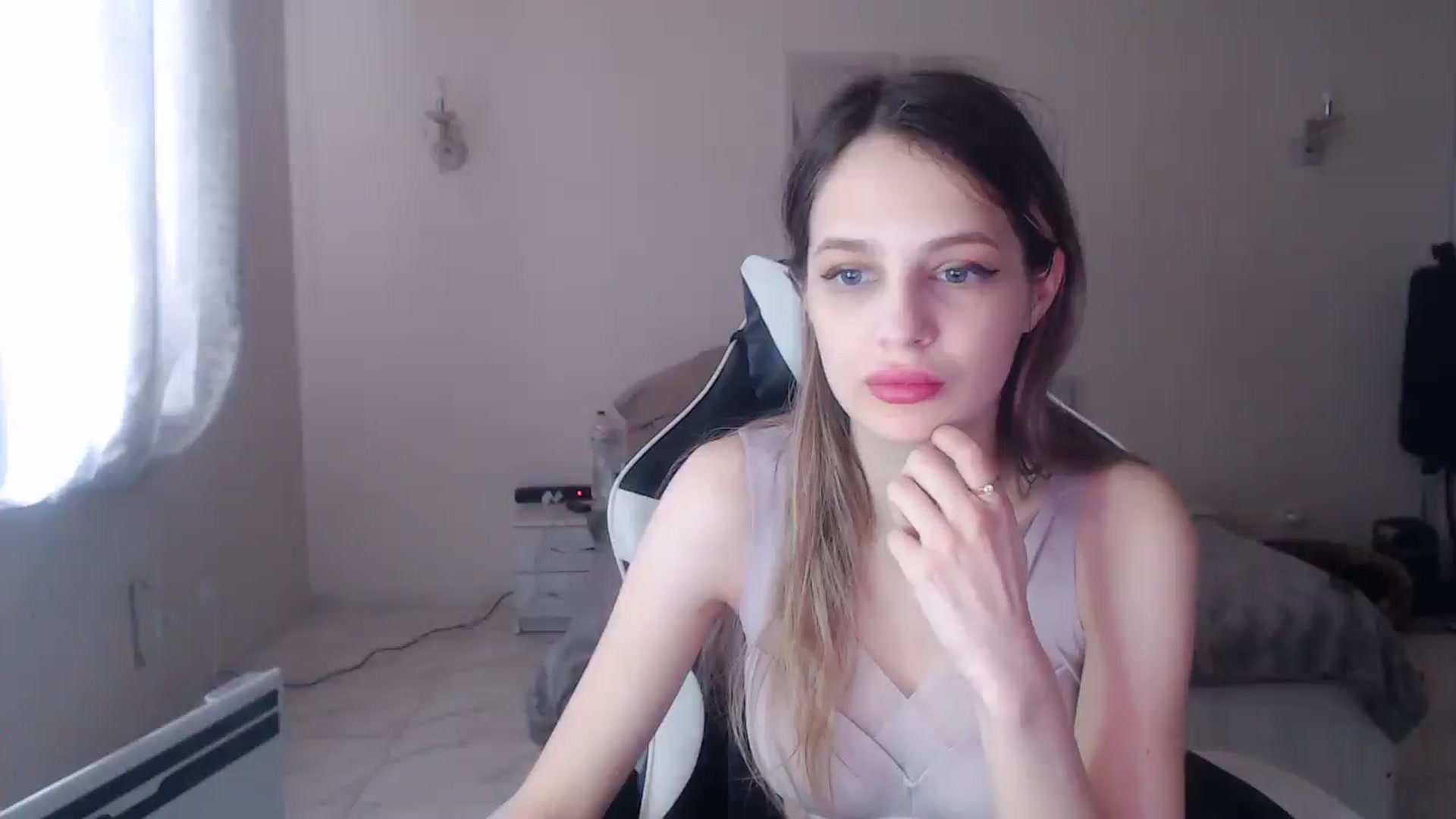 Lola_vi video thumbnail