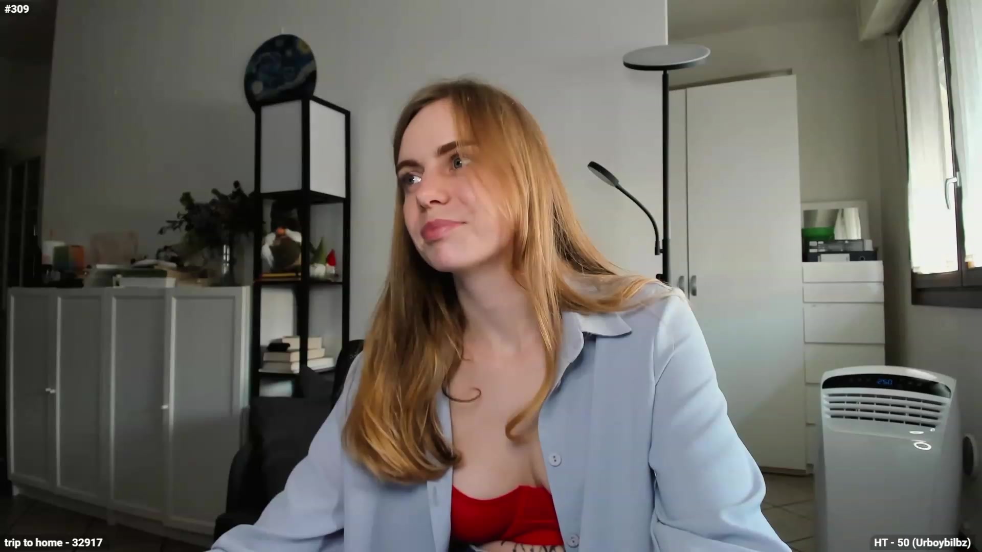 Personage video thumbnail