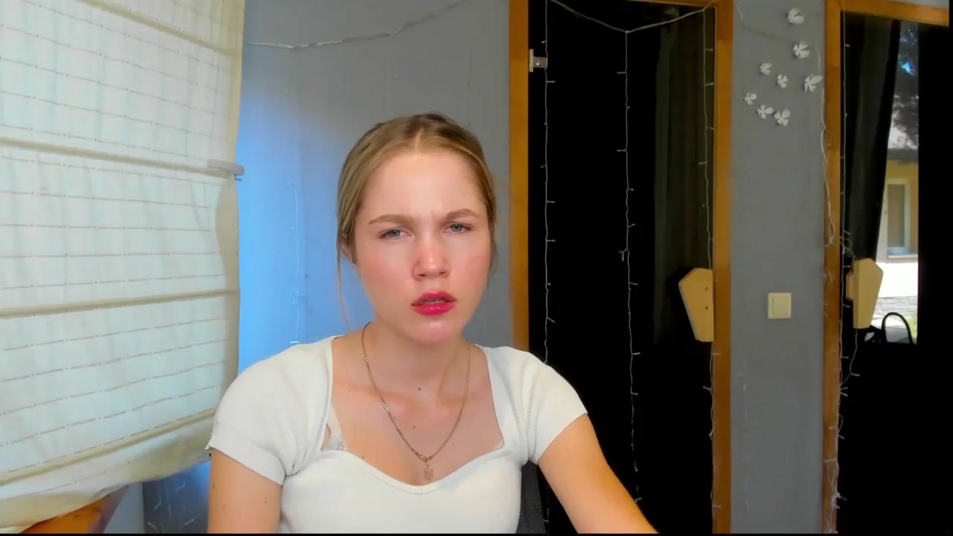 Kate_Lewiss video thumbnail
